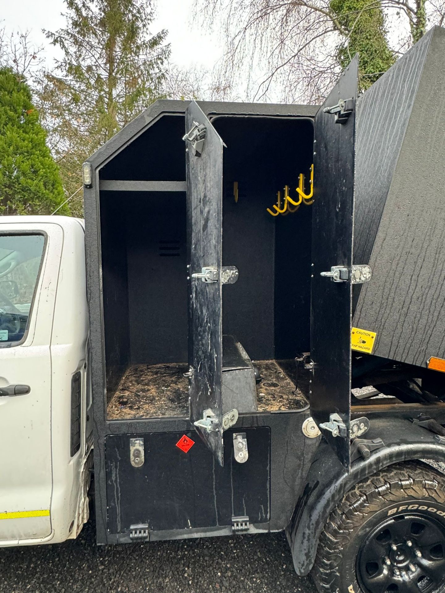 2014 TOYOTA HILUX ACTIVE D-4D 4X4 S/C TIPPER - Image 21 of 22