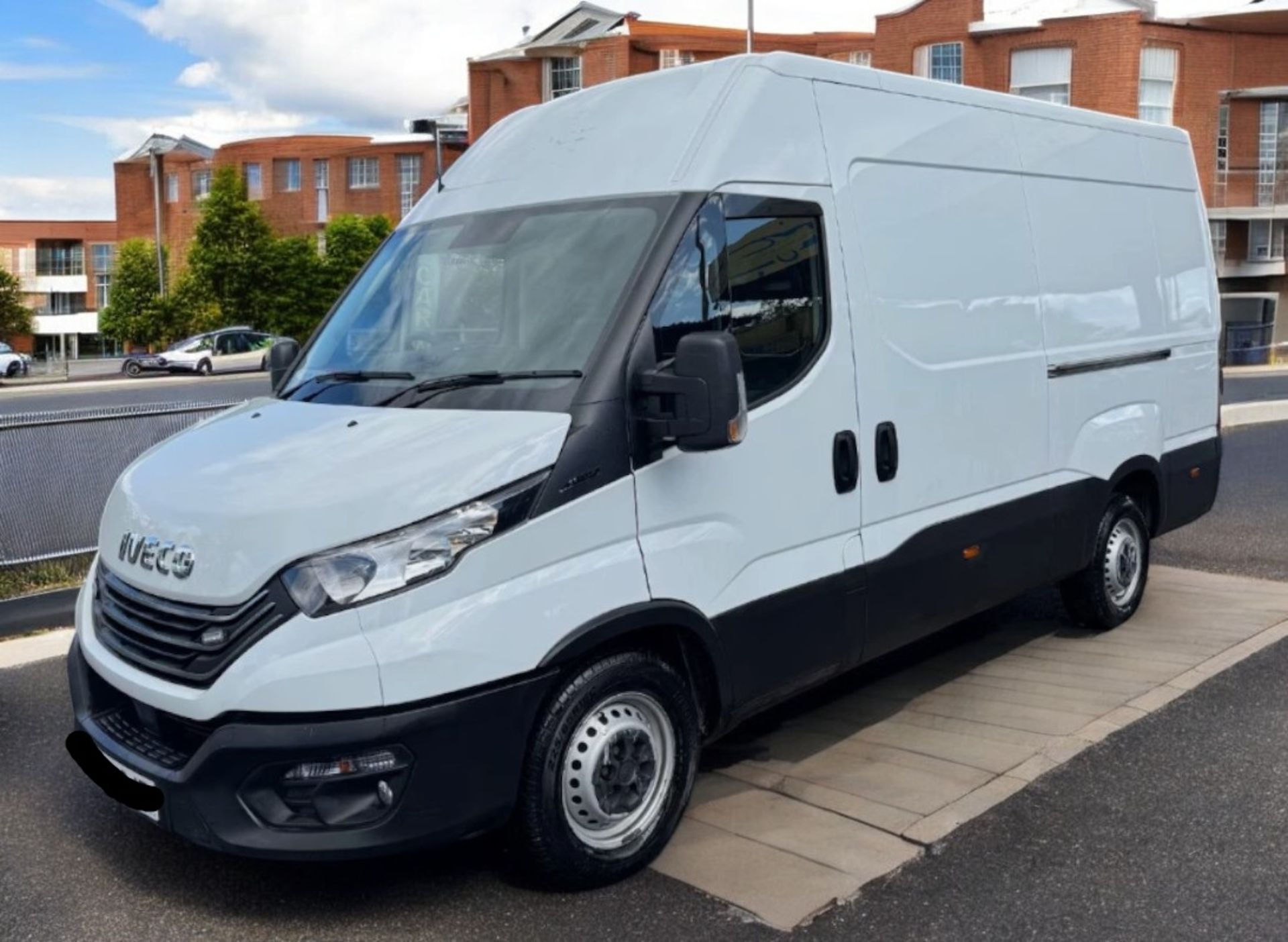 **(ONLY 70K MILEAGE)** 2022 IVECO DAILY 35-140 MWB PANEL VAN DIESEL