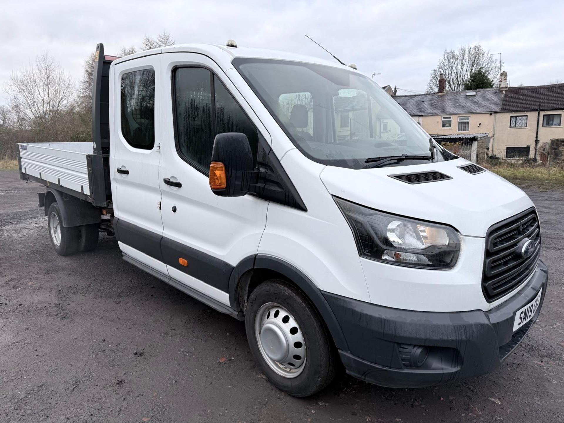 **(ONLY 90K MILEAGE)** 2019 (19) FORD TRANSIT 350 CREW CAB TIPPER – 130 BHP - Image 4 of 5