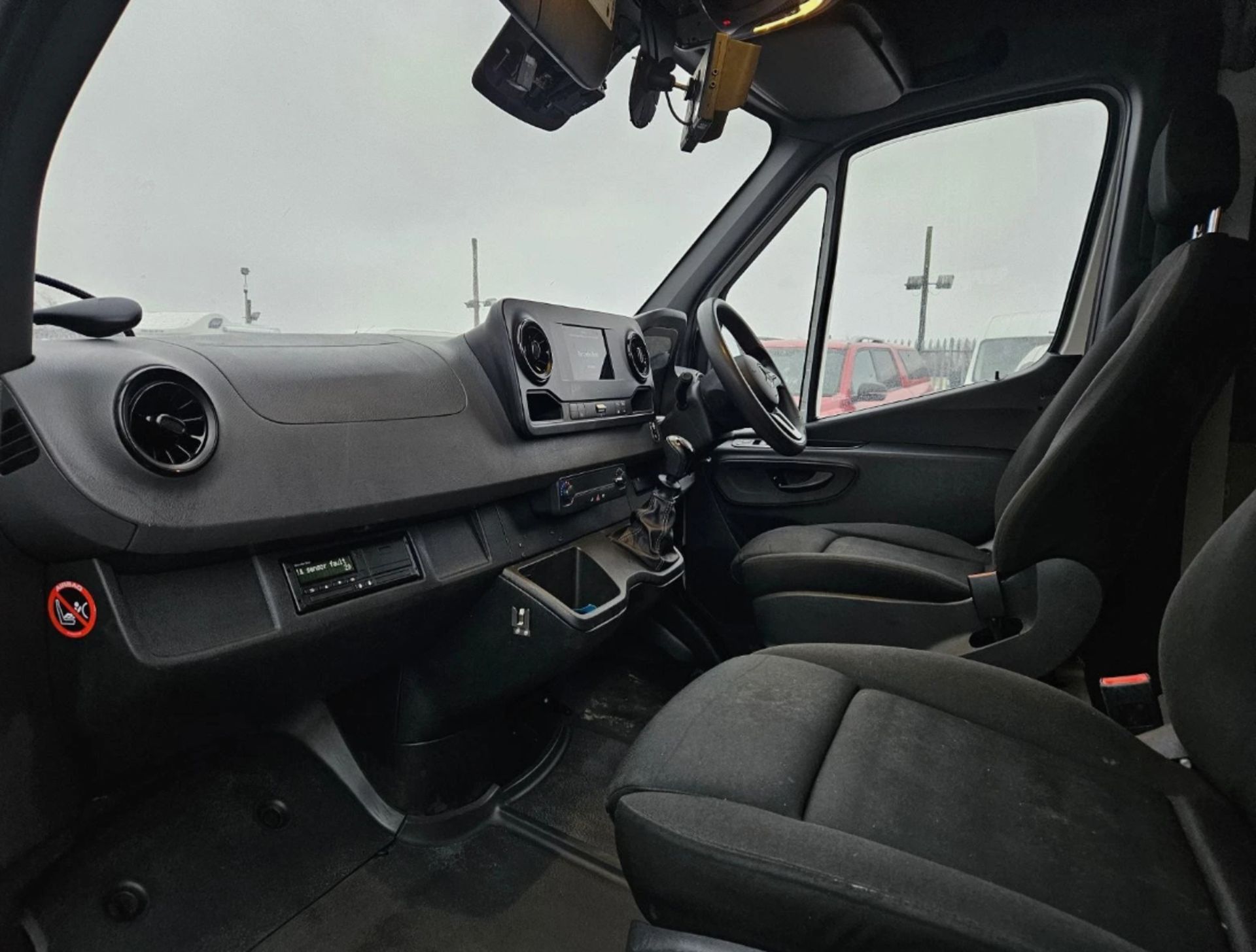 **(ONLY 91K MILEAGE)** 2019 MERCEDES-BENZ SPRINTER 516 2.2 CDI LWB CREW >>--NO VAT ON HAMMER--<< - Image 12 of 13