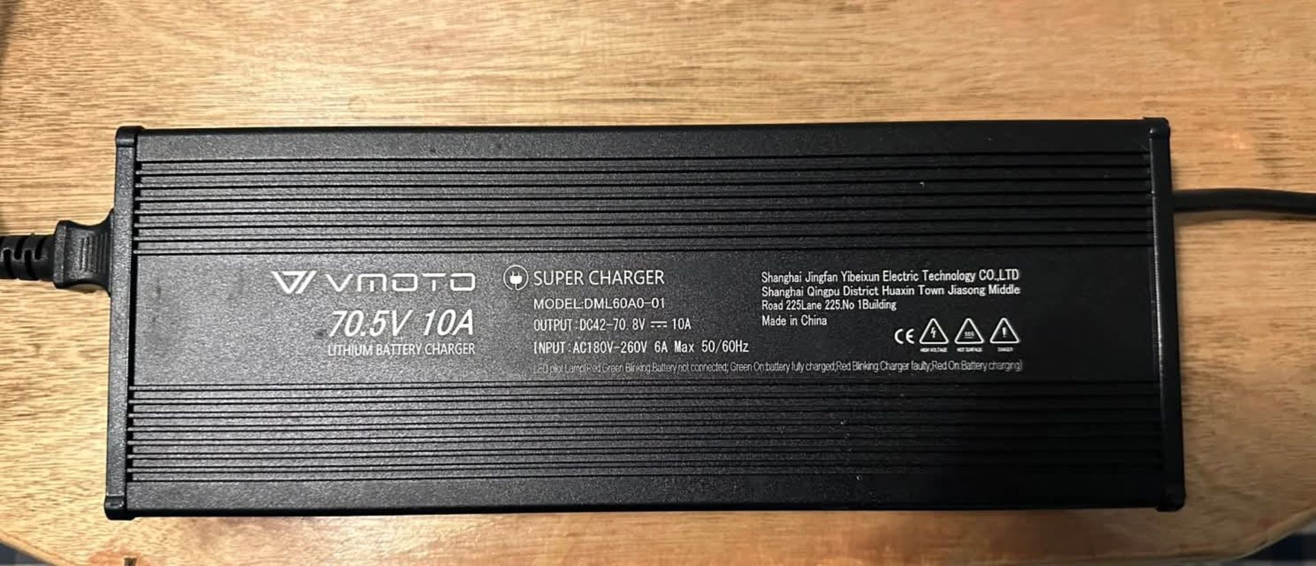 BLUE BRAND NEW 2025 ROAD LEGAL VMOTO CUX PRO ELECTRIC MOPED (50CC EQUIVALENT) - Image 5 of 11