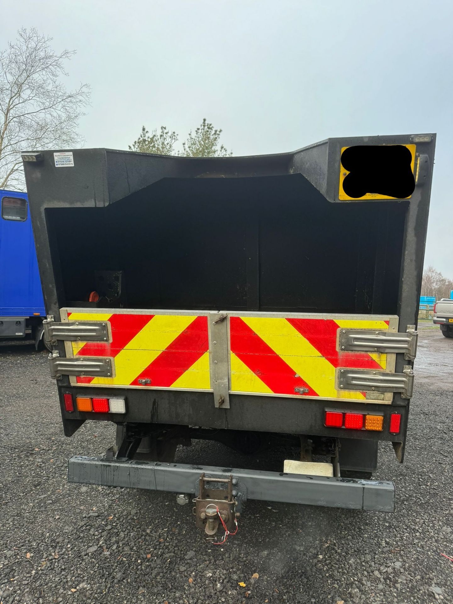 2014 TOYOTA HILUX ACTIVE D-4D 4X4 S/C TIPPER - Image 15 of 22