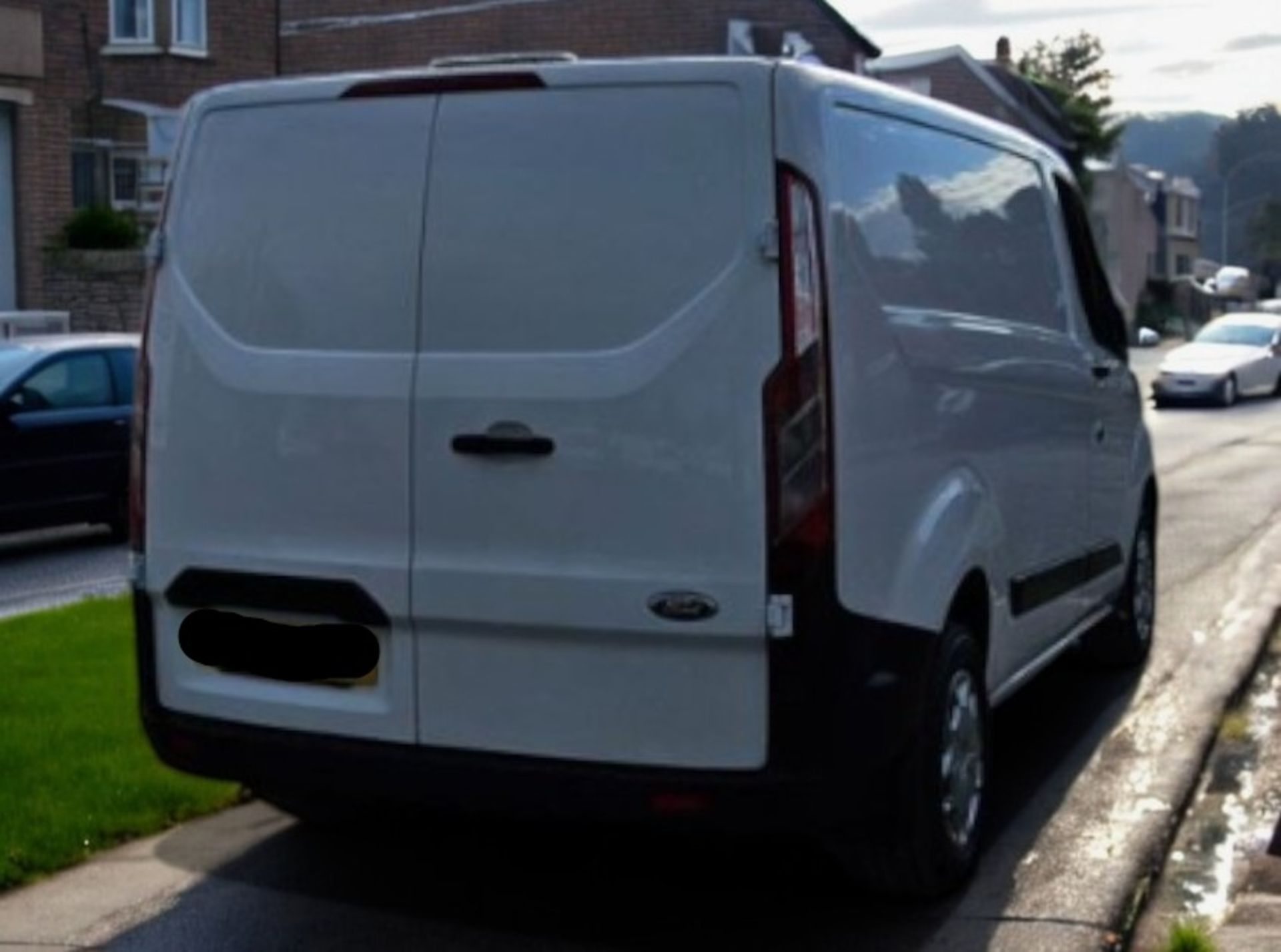 **(ONLY 69K MILEAGE)** 2020 FORD TRANSIT CUSTOM 300 LEADER SWB VAN >>-NO VAT ON HAMMER-<< - Image 8 of 12
