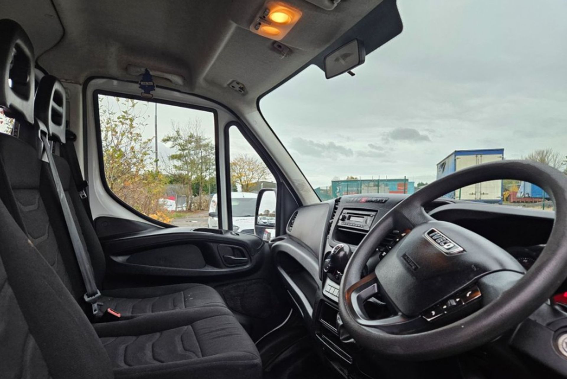 **(ONLY 87K MILEAGE)** 2016 IVECO DAILY 35C13 – CREW CAB TIPPER - Image 13 of 13