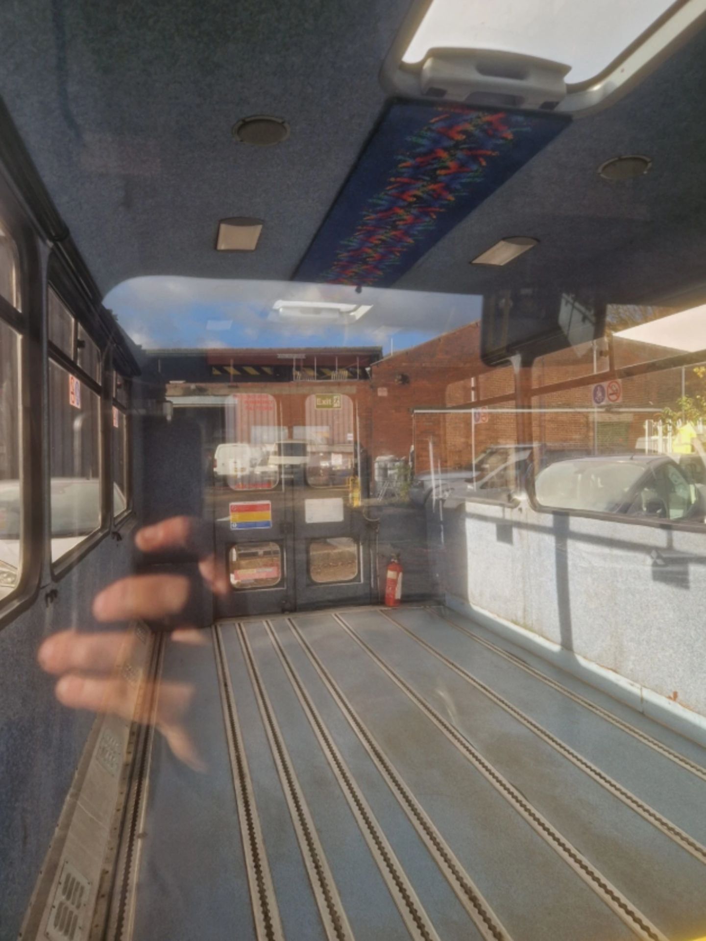 2009 FORD TRANSIT 140 T460 RWD SCHOOL BUS / MINIBUS >>--NO VAT ON HAMMER--<< - Image 14 of 18