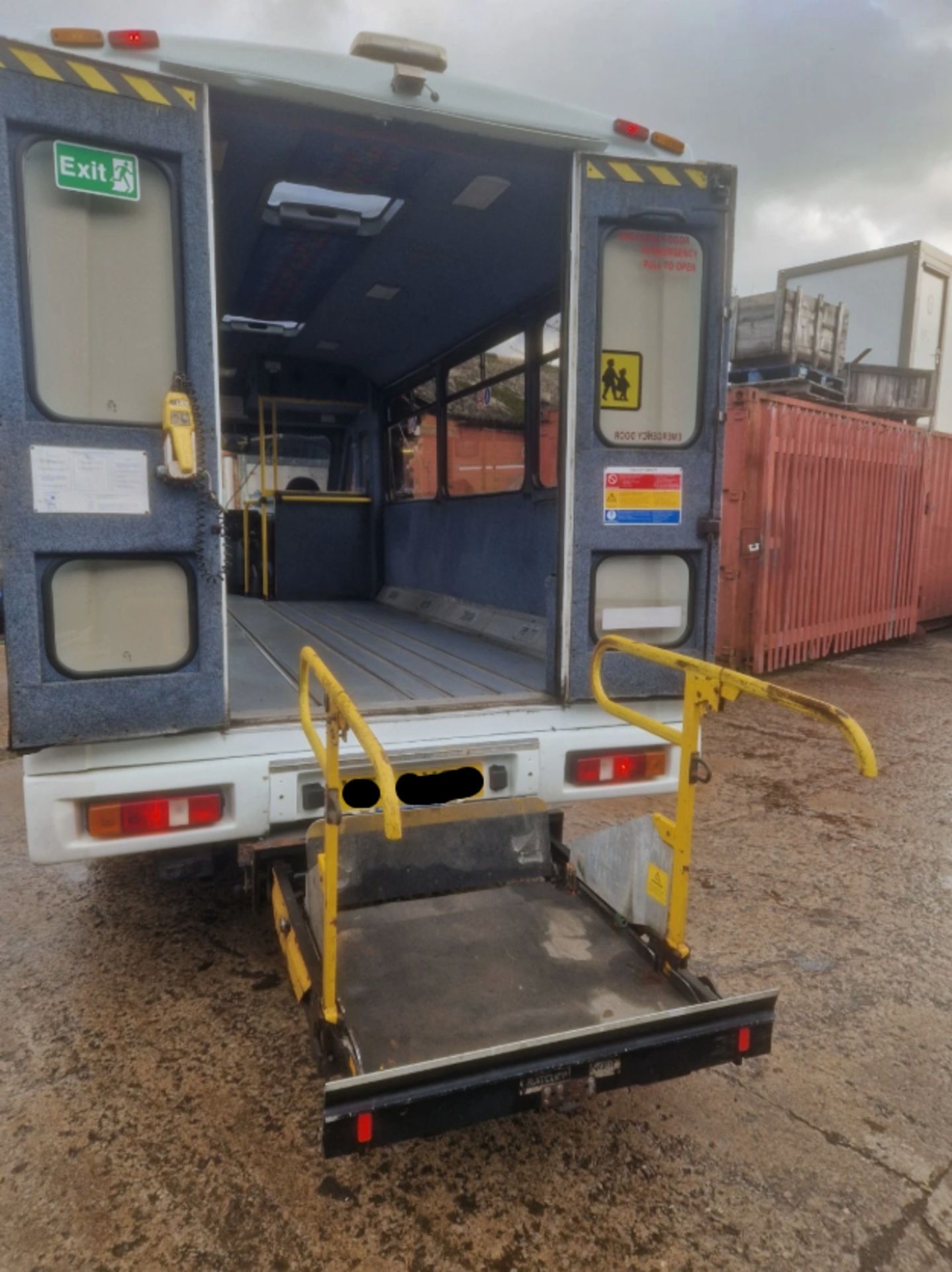 2009 FORD TRANSIT 140 T460 RWD SCHOOL BUS / MINIBUS >>--NO VAT ON HAMMER--<< - Image 18 of 18