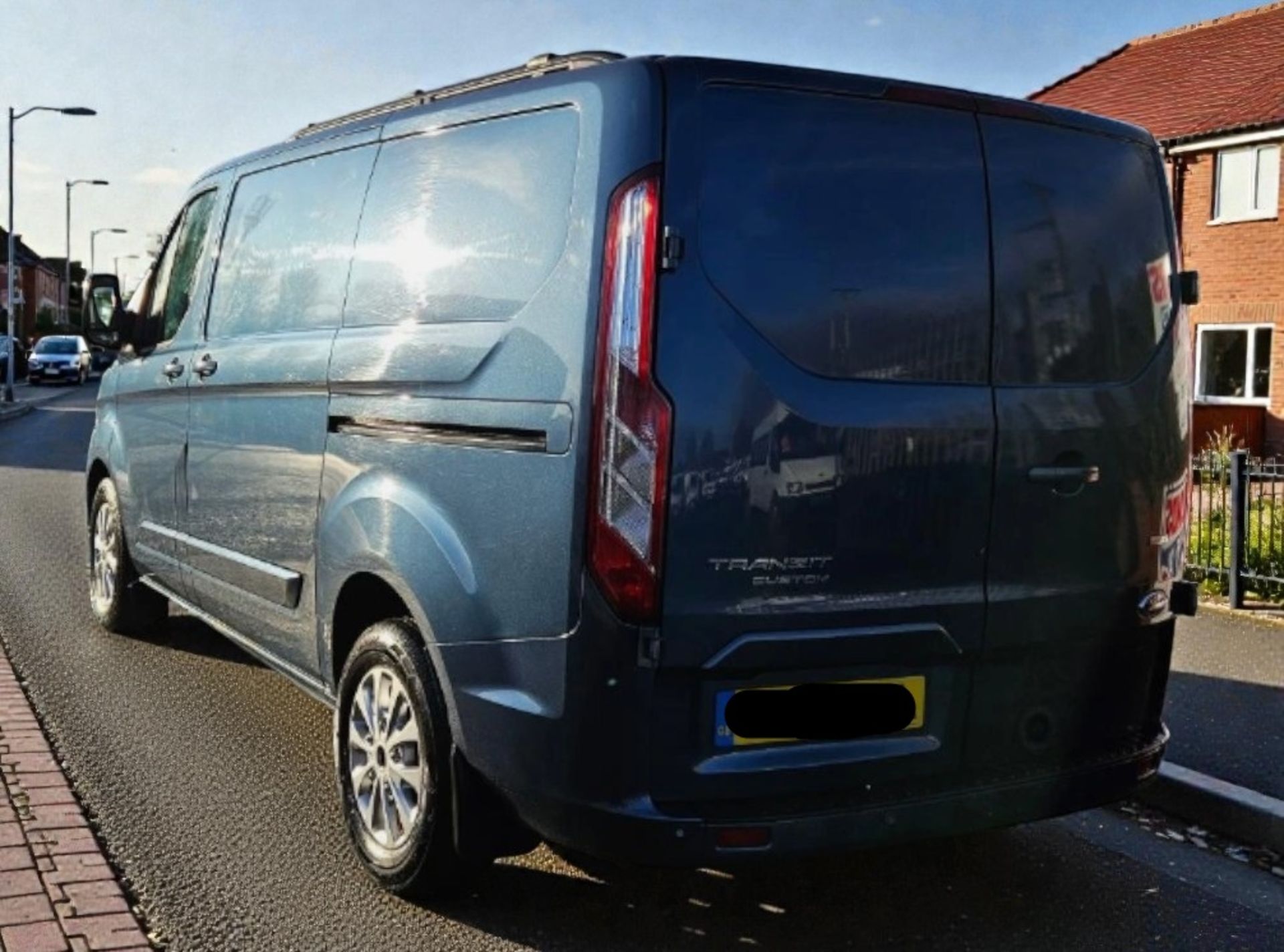 **(ONLY 86K MILEAGE)** 2018 FORD TRANSIT CUSTOM 280 LIMITED 130 SWB >>--NO VAT ON HAMMER--<< - Image 7 of 13