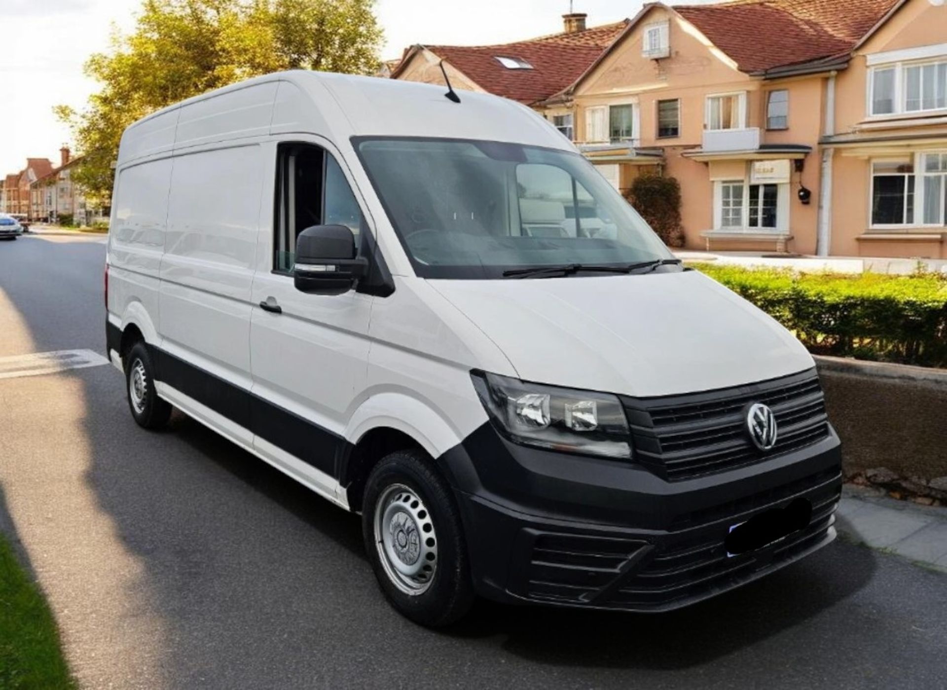 **(ONLY 71K MILEAGE)** 2023 (73 PLATE) VOLKSWAGEN CRAFTER C35 STARTLINE 140 BHP MWB - Image 2 of 12