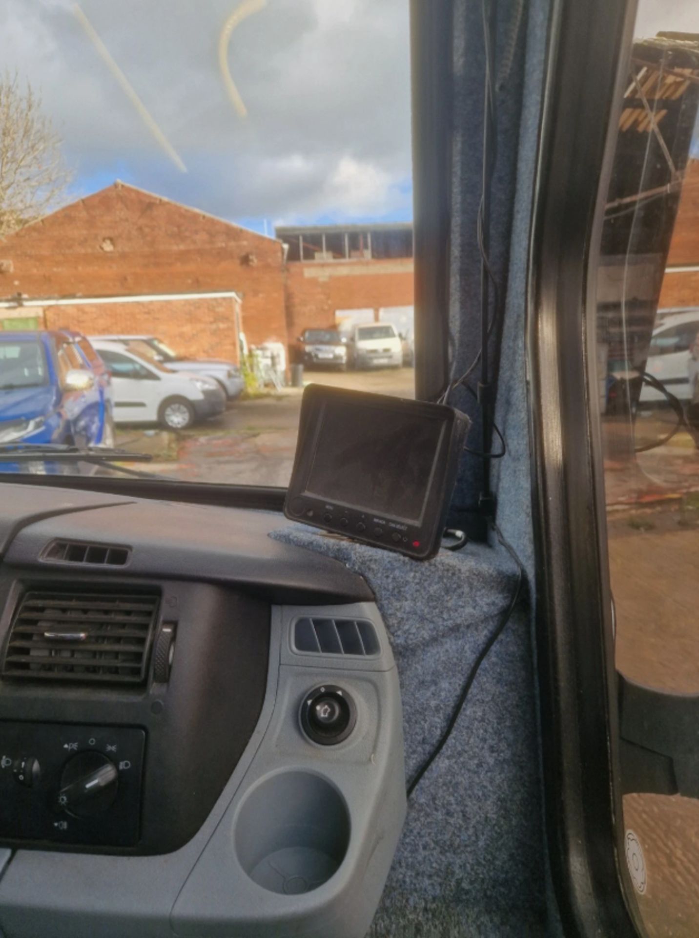 2009 FORD TRANSIT 140 T460 RWD SCHOOL BUS / MINIBUS >>--NO VAT ON HAMMER--<< - Image 12 of 18