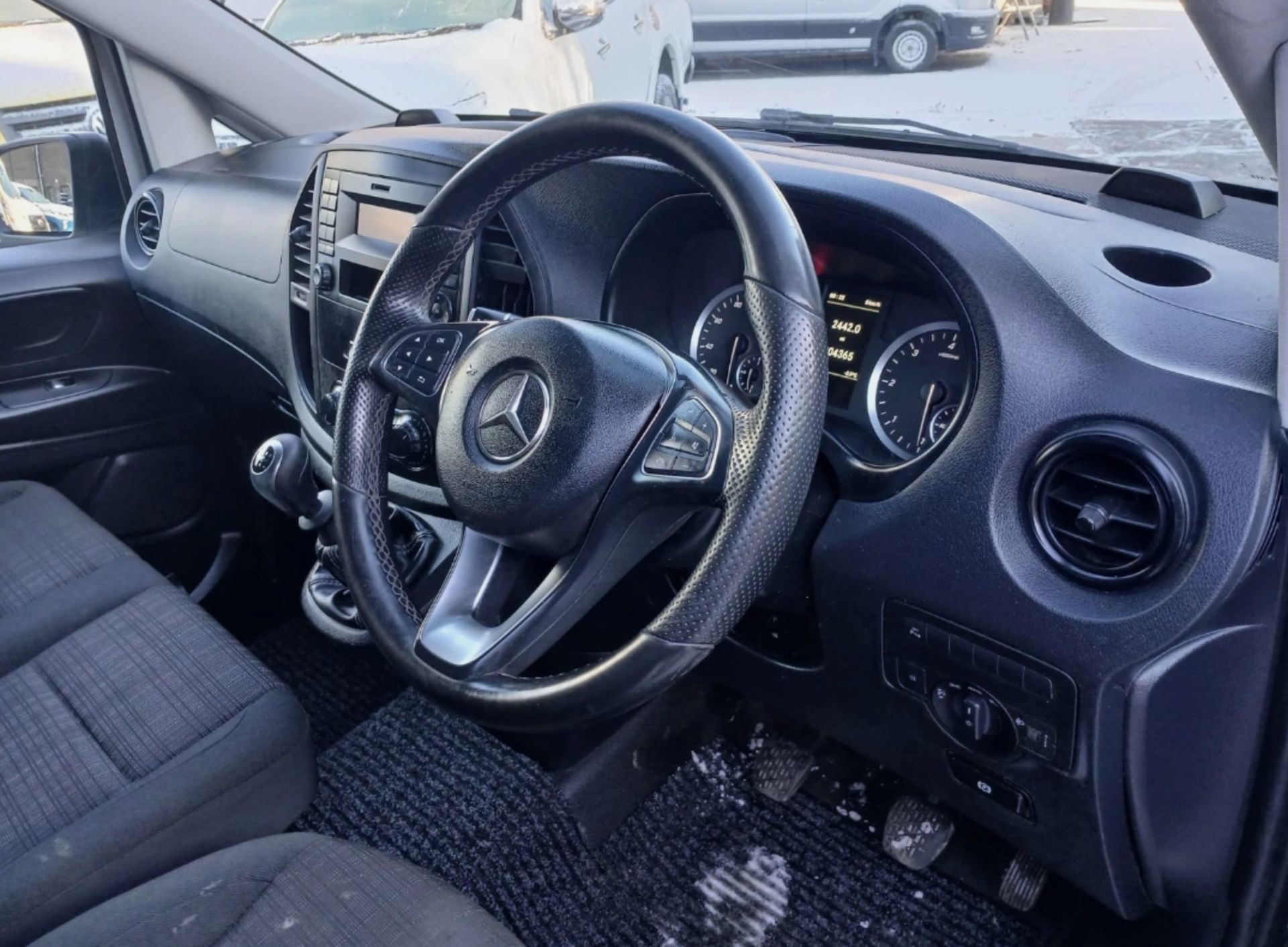 2020 MERCEDES-BENZ VITO 110 CDI PURE L2 LWB 1.7 DIESEL MANUAL PANEL VAN >>--NO VAT ON HAMMER--<< - Image 9 of 15