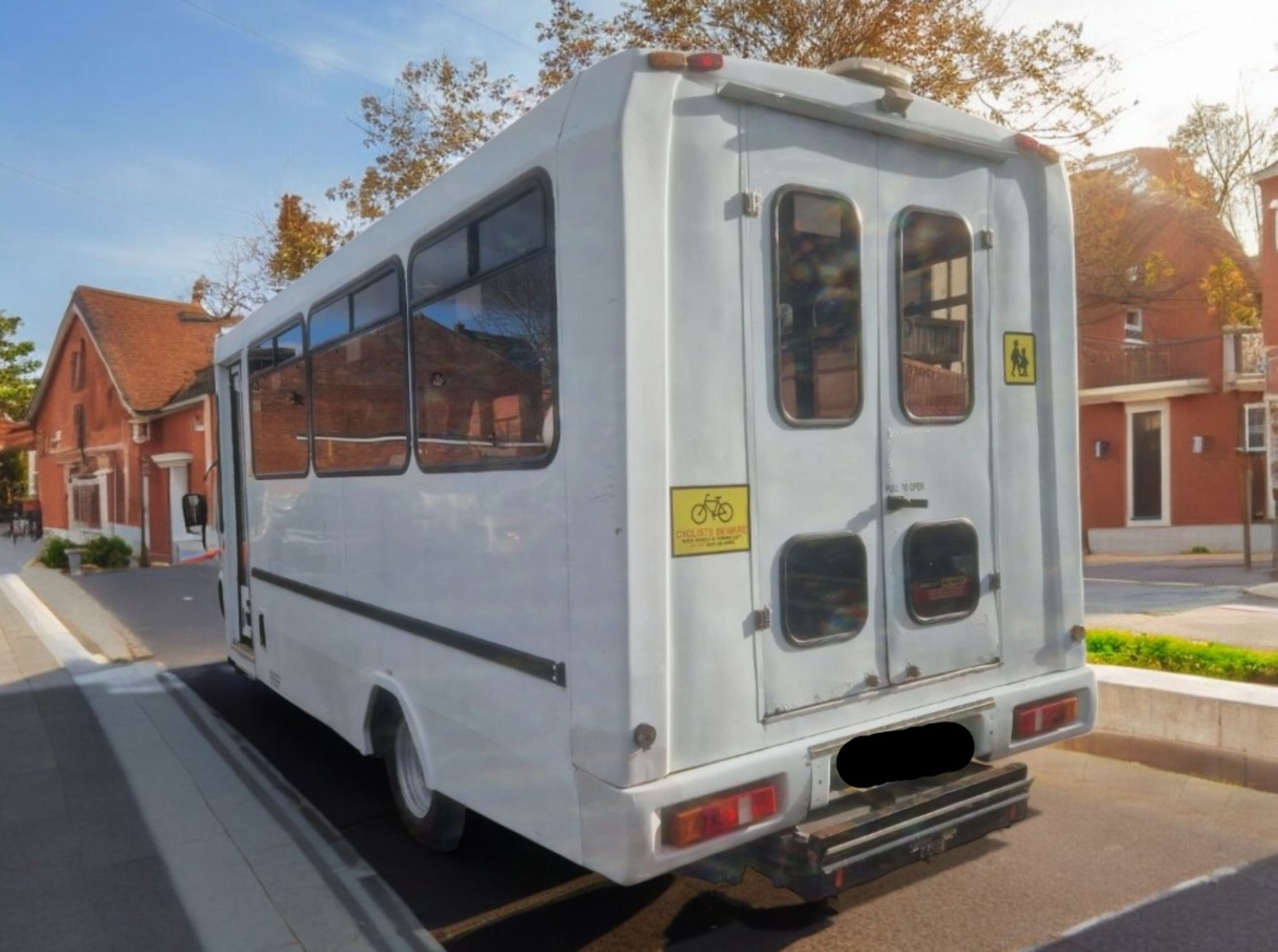 2009 FORD TRANSIT 140 T460 RWD SCHOOL BUS / MINIBUS >>--NO VAT ON HAMMER--<< - Image 3 of 18