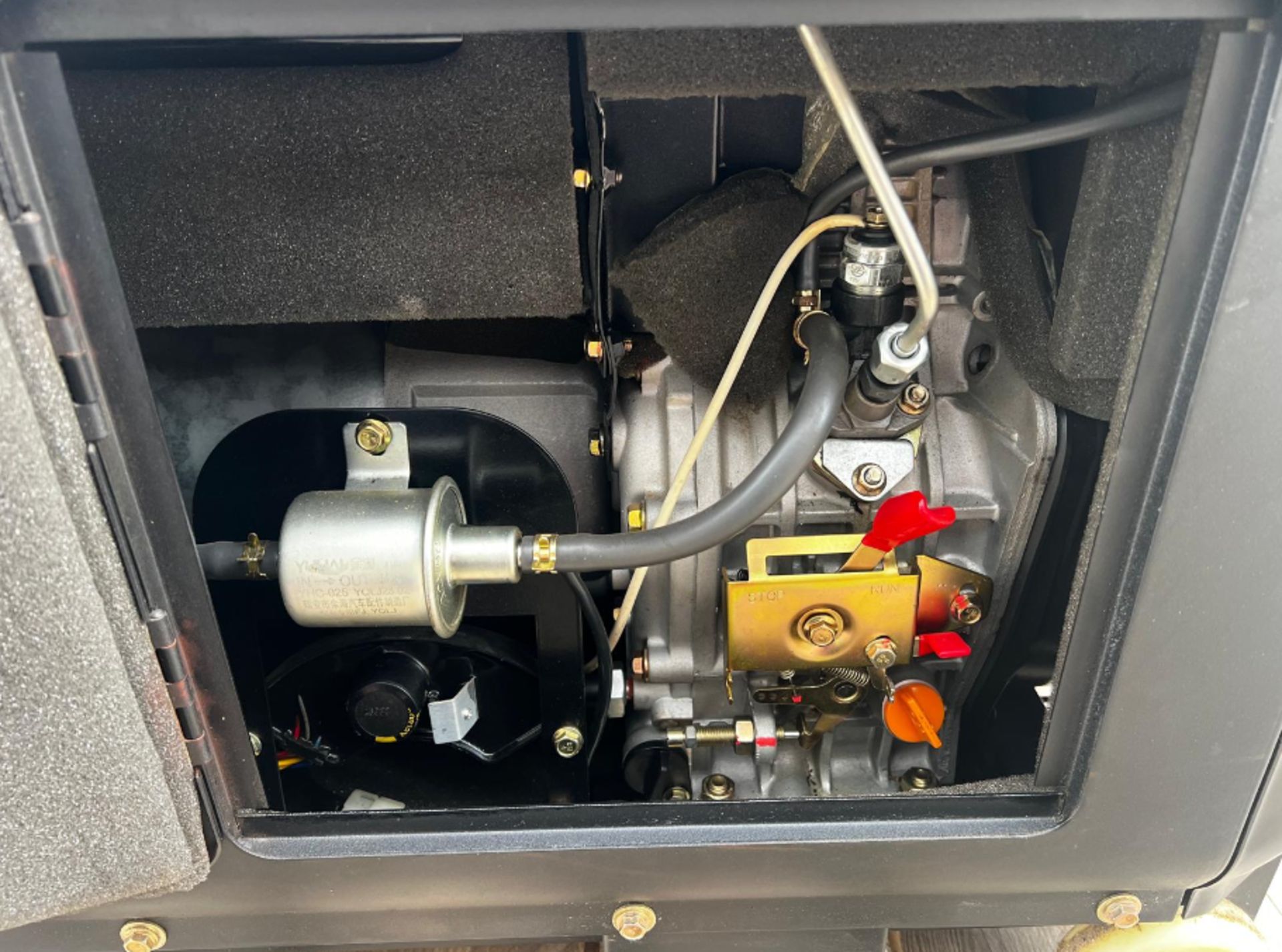 WARRIOR GENERATOR 240 OR 3 PHASE LDG650SV3 - Image 7 of 9