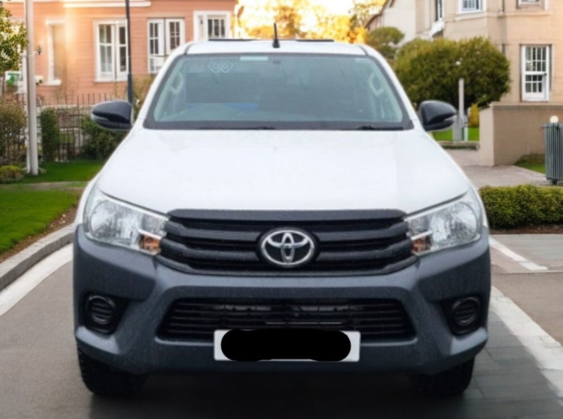 **(ONLY 104K MILEAGE)** 2019 TOYOTA HILUX ACTIVE D-4D 4WD DOUBLE CAB>>--NO VAT ON HAMMER--<< - Image 4 of 13
