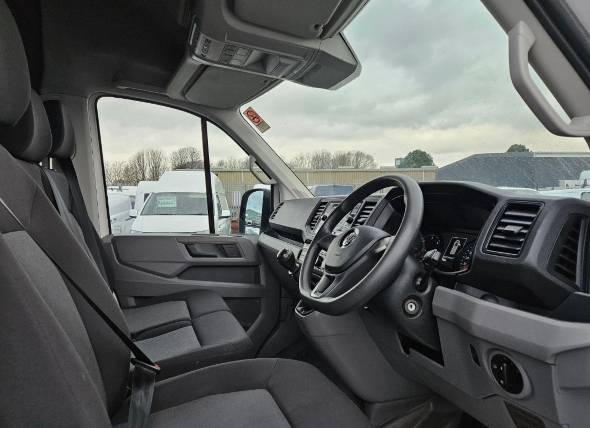 **(ONLY 71K MILEAGE)** 2023 (73 PLATE) VOLKSWAGEN CRAFTER C35 STARTLINE 140 BHP MWB - Image 12 of 12