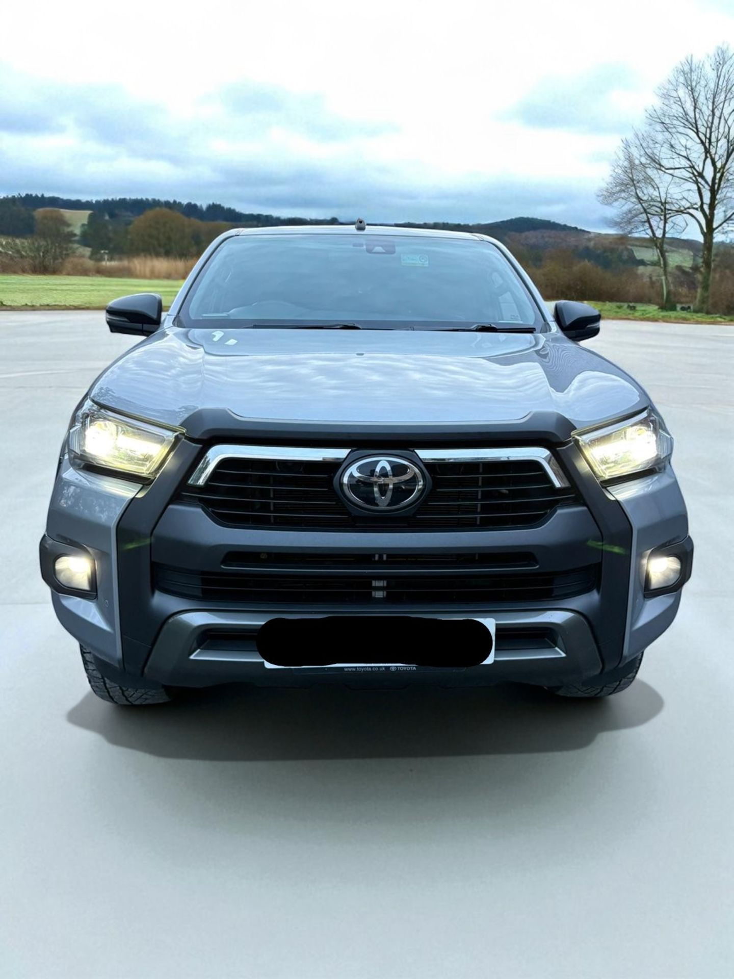 **(ONLY 92K MILEAGE)** 2021 TOYOTA HILUX INVINCIBLE X 2.8 D-4D 4WD DCB PICKUP – 6-SPEED MANUAL, - Image 5 of 16
