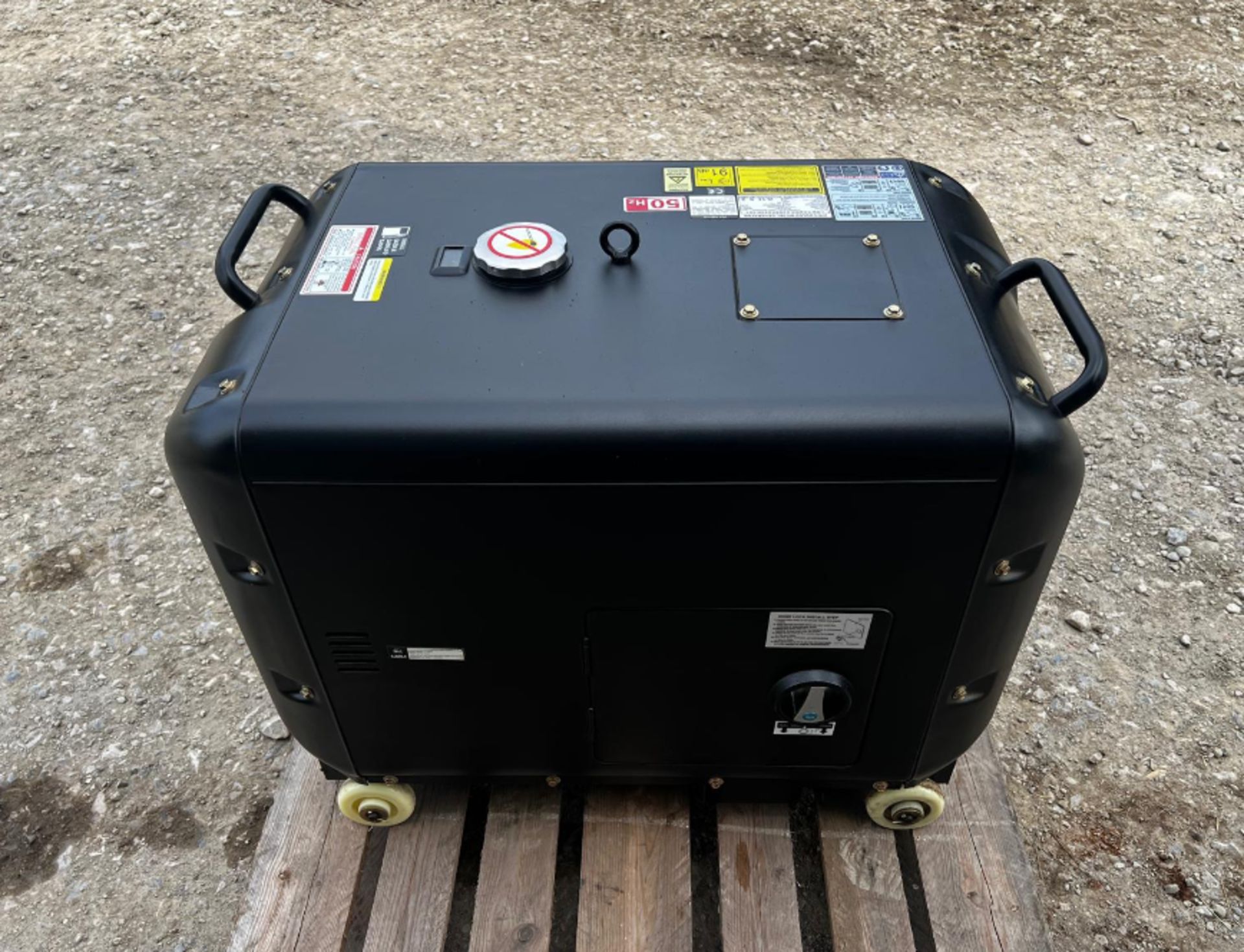 WARRIOR GENERATOR 240 OR 3 PHASE LDG650SV3 - Image 5 of 9