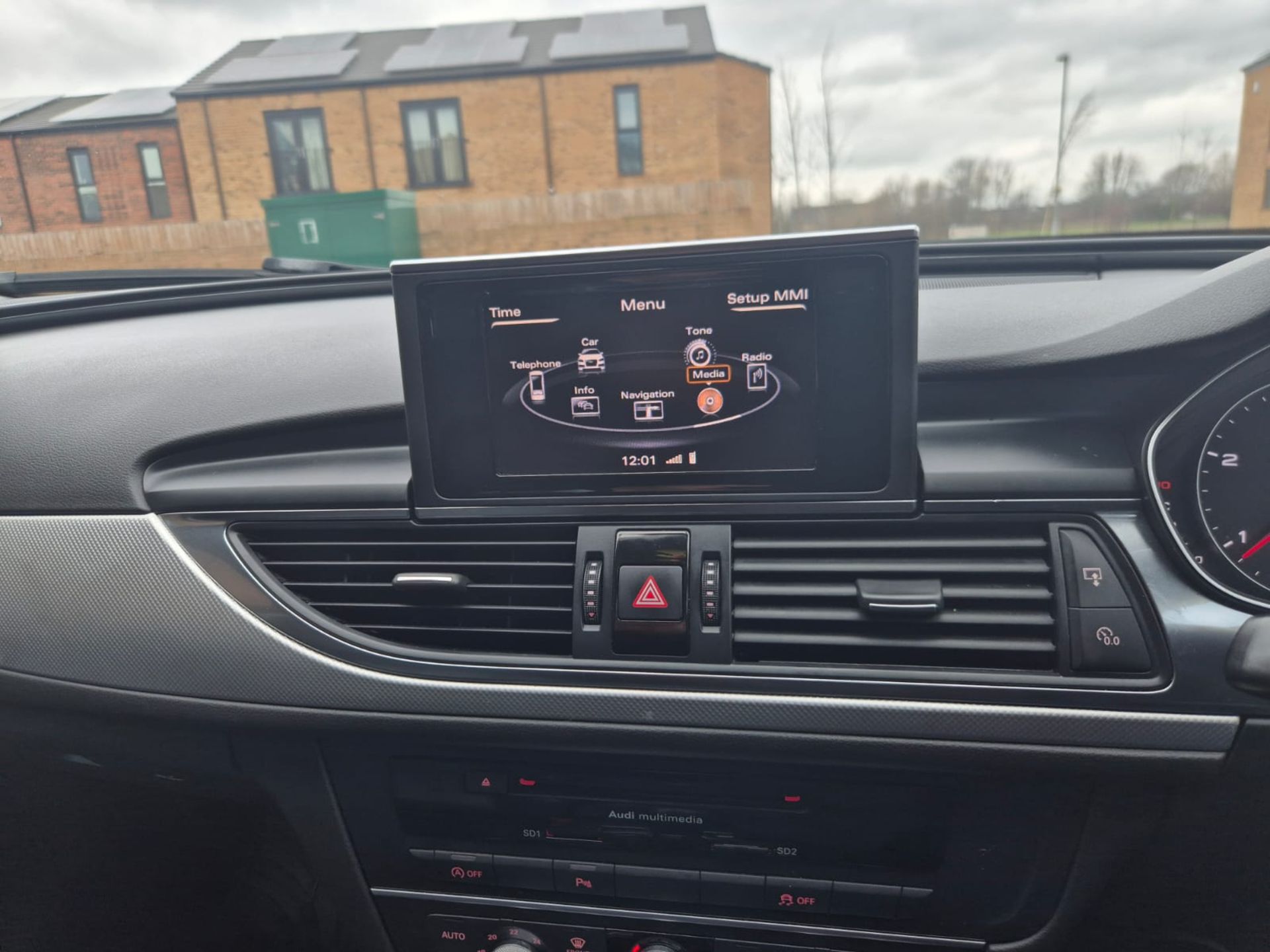 2013 AUDI A6 SE TDI SALOON DIESEL MANUAL GREY - S LINE SPEC 1968CC - Image 8 of 22