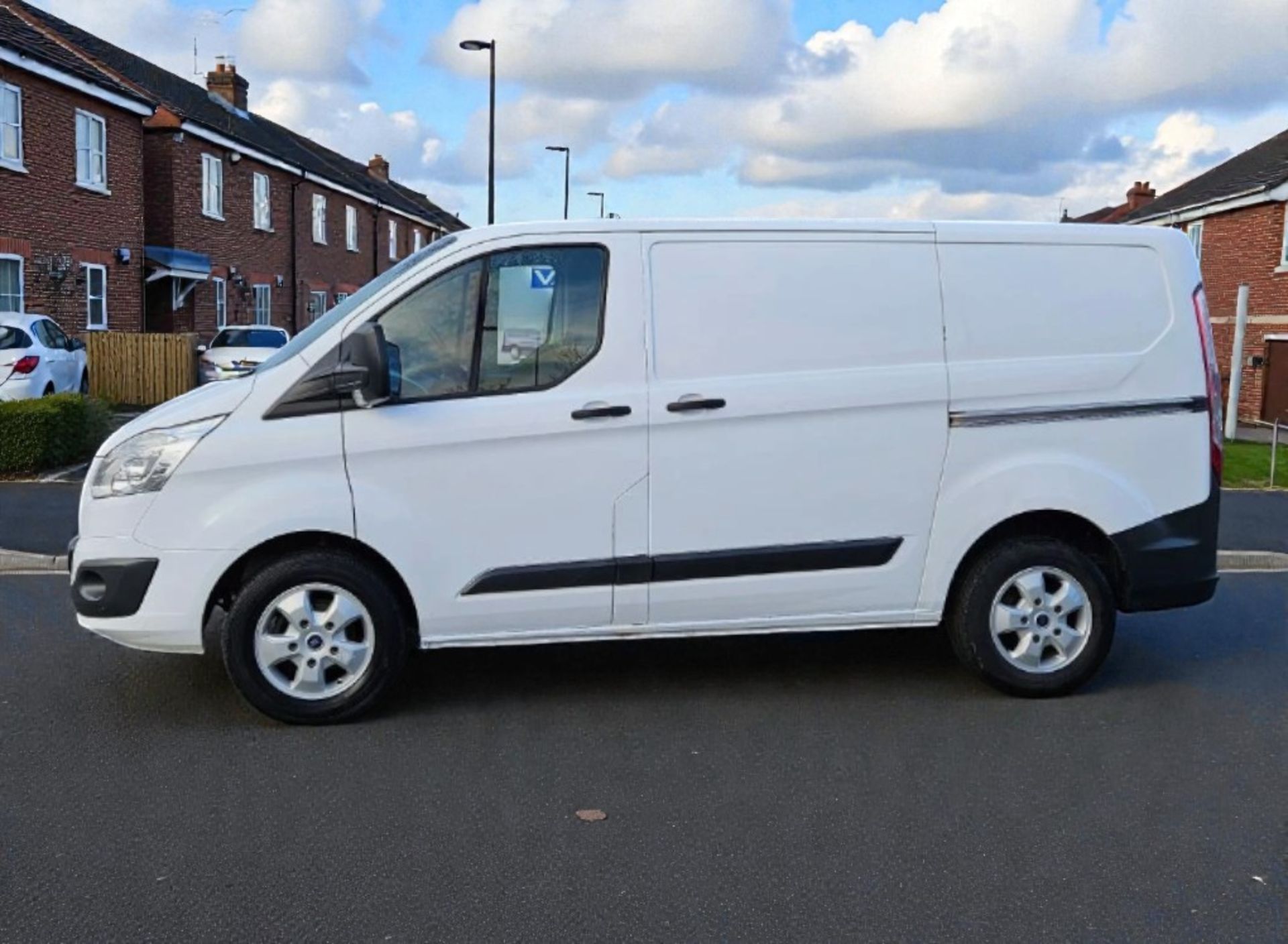 2018 FORD TRANSIT CUSTOM 290 TREND, 1996CC, MANUAL, WHITE, PANEL VAN >>--NO VAT ON HAMMER--<< - Image 6 of 13