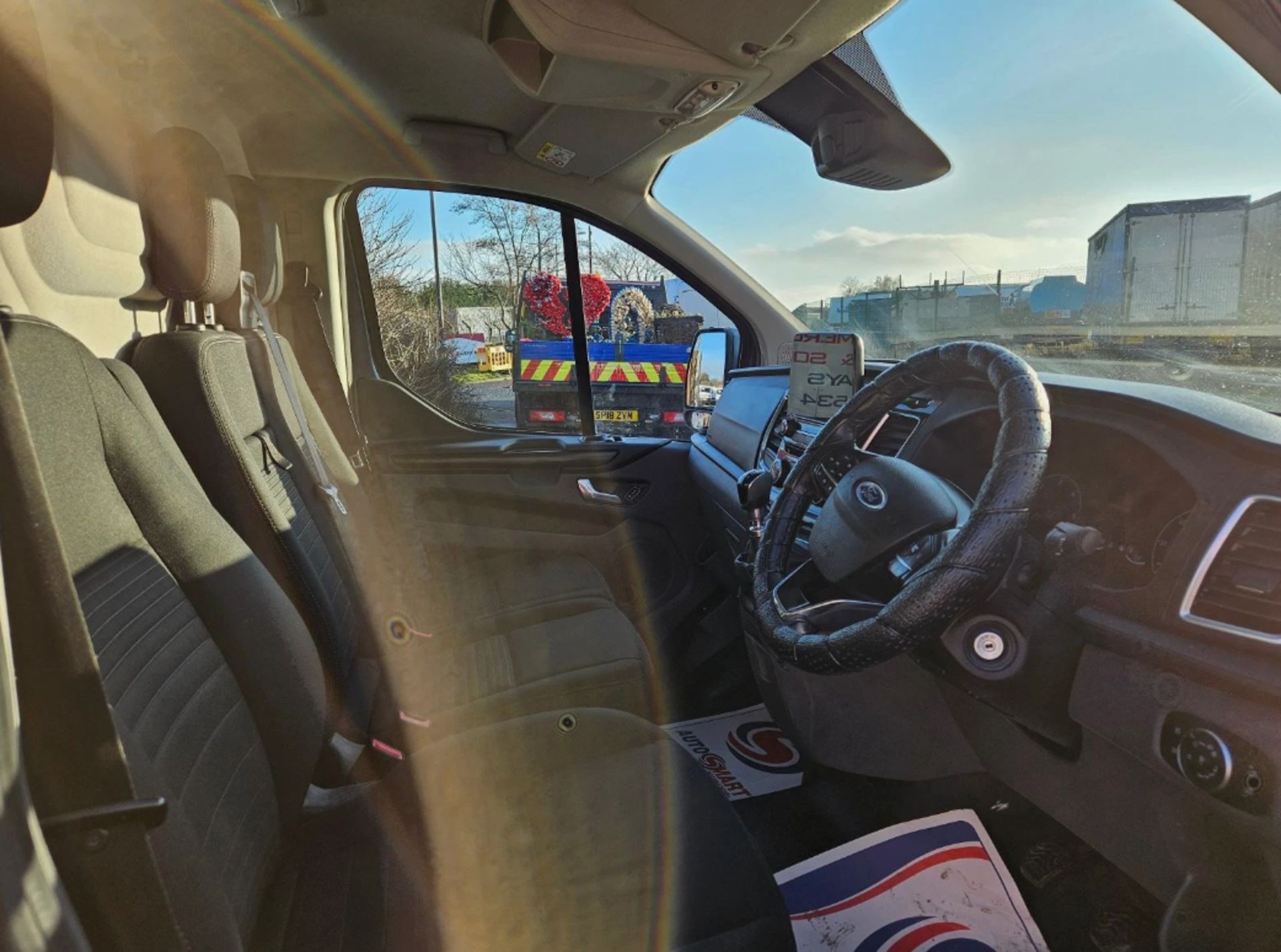 **(ONLY 86K MILEAGE)** 2018 FORD TRANSIT CUSTOM 280 LIMITED 130 SWB >>--NO VAT ON HAMMER--<< - Image 13 of 13