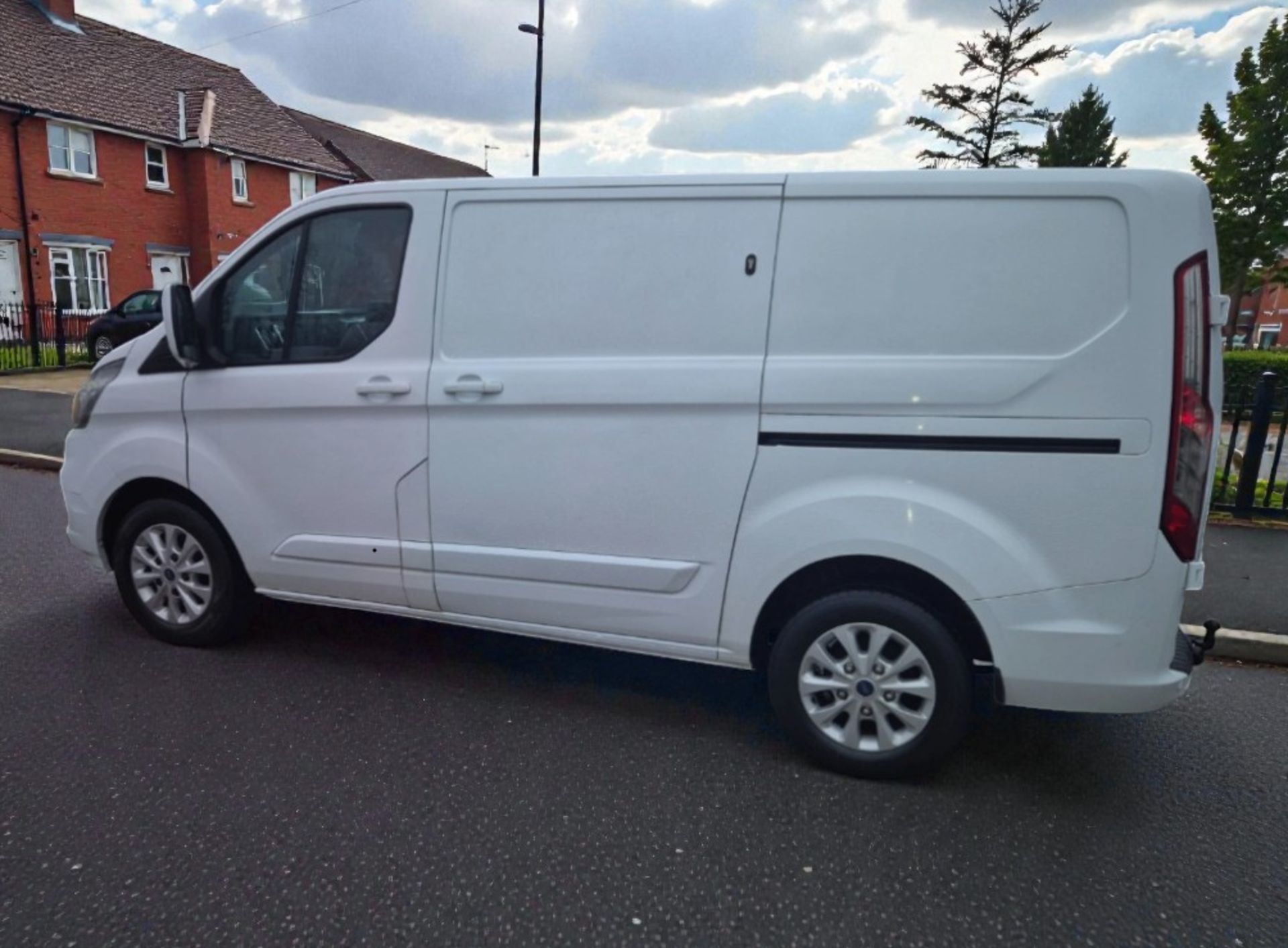 2019 FORD TRANSIT CUSTOM 280 LIMITED L1H1 1996CC MANUAL HEAVY OIL PANEL >>--NO VAT ON HAMMER--<< - Image 3 of 15