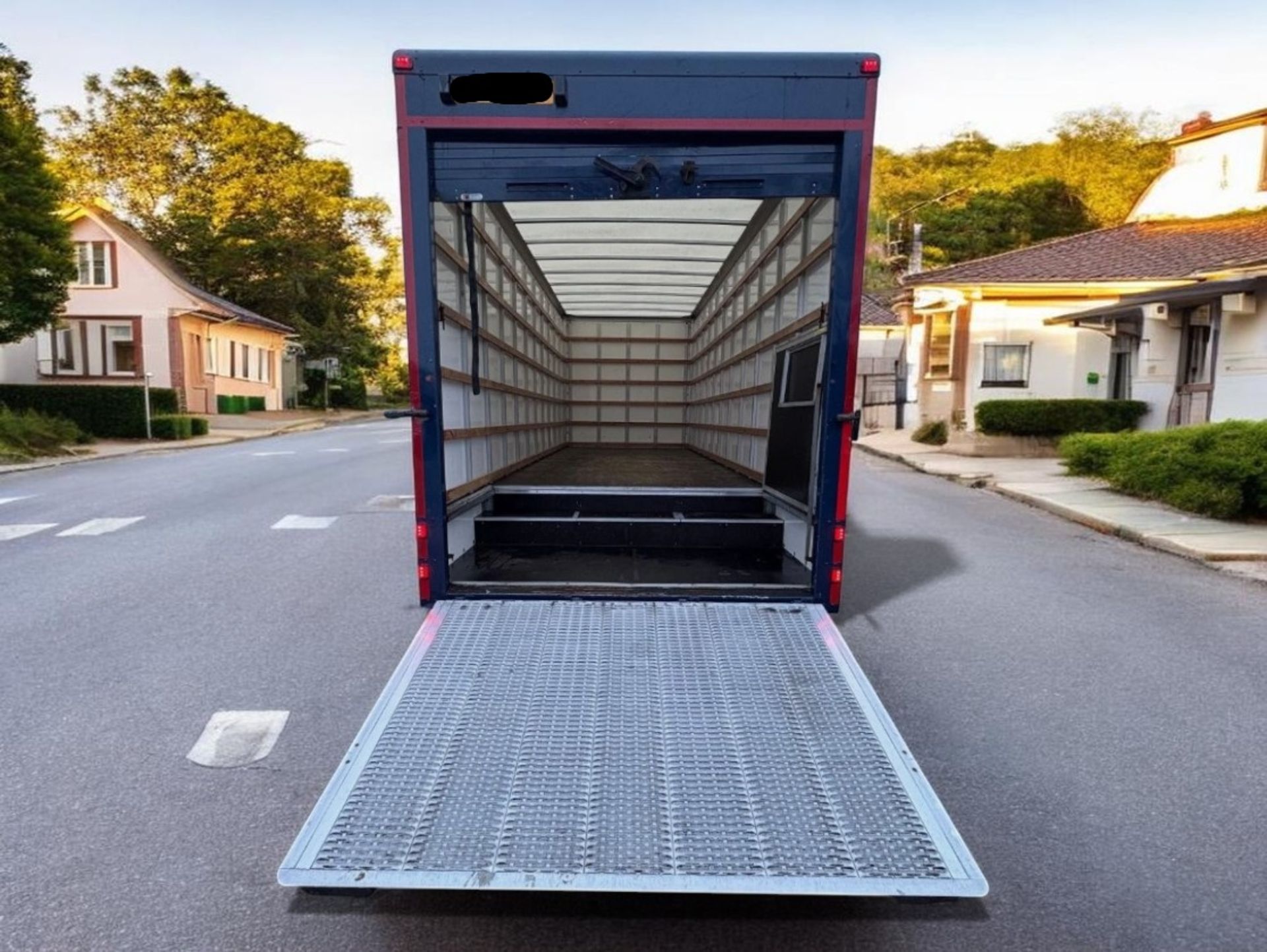 2018 IVECO EUROCARGO 75E16S S-A MANUAL, 7.5T, WHITE - Image 5 of 18