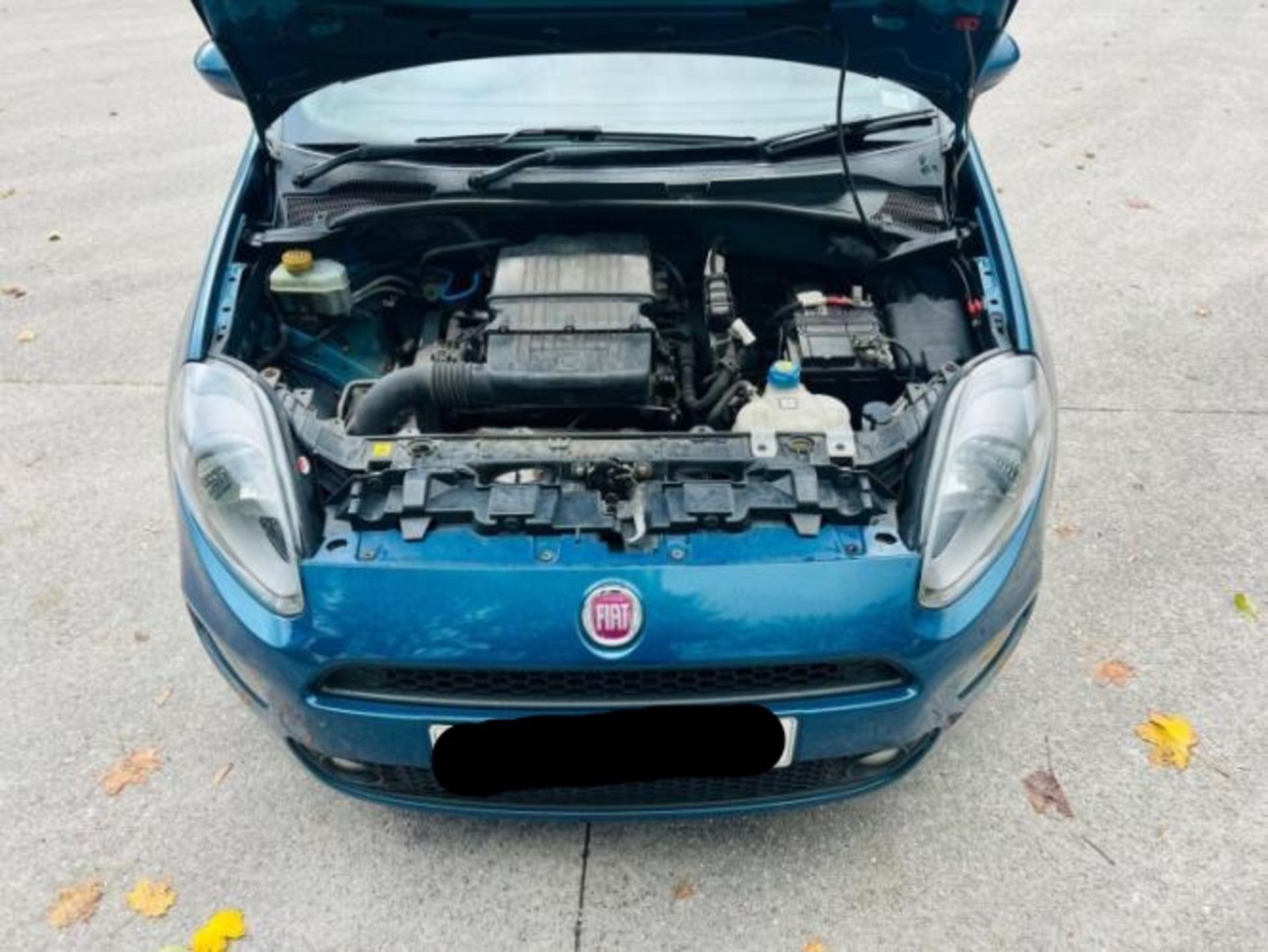 FIAT PUNTO 1.2 GBT 5DR >>--NO VAT ON HAMMER--<< - Image 27 of 32