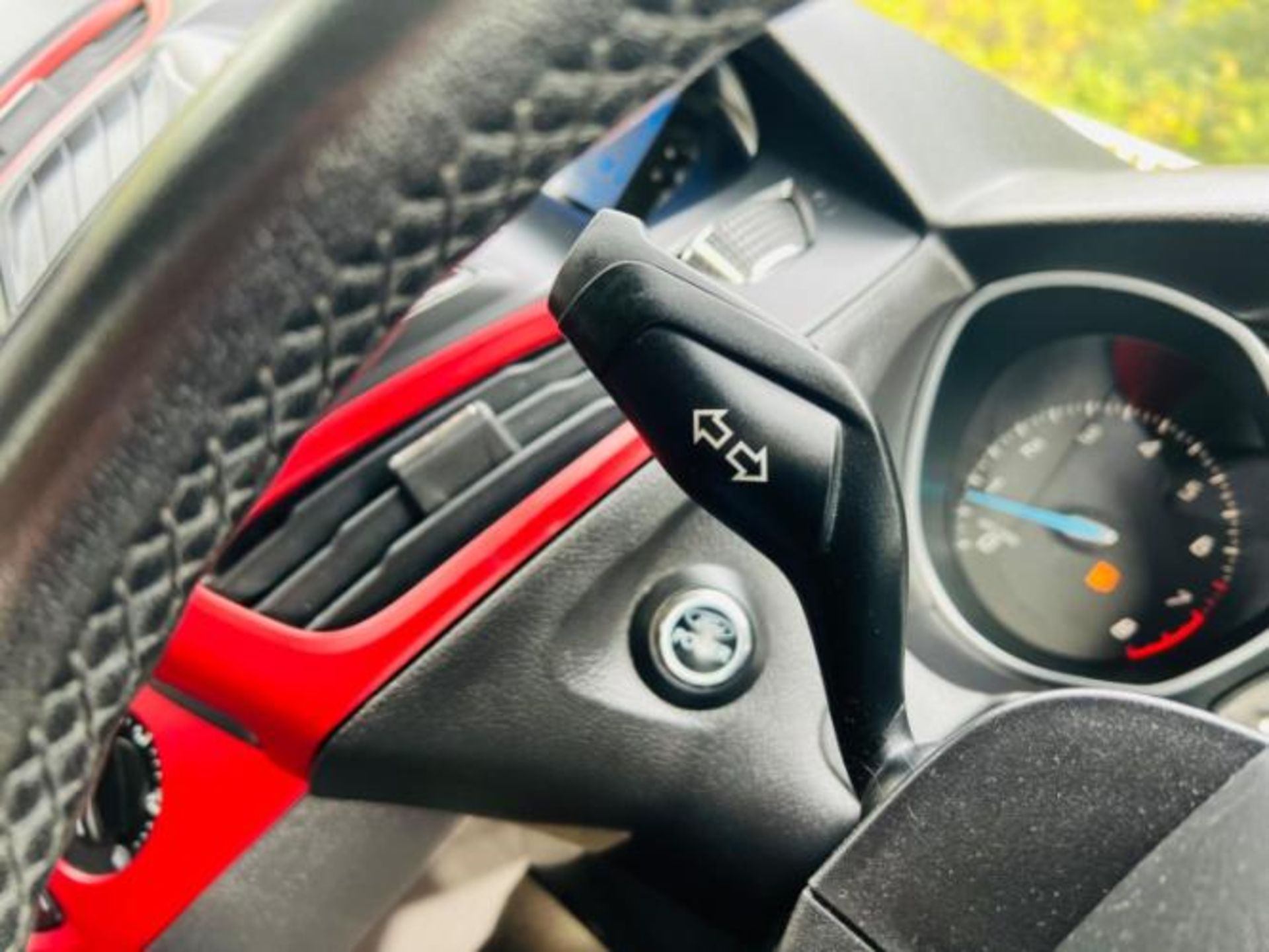 2012 FORD FOCUS 1.6T ECOBOOST ZETEC S (S/S) 5DR HATCHBACK>>--NO VAT ON HAMMER--<< - Image 23 of 40