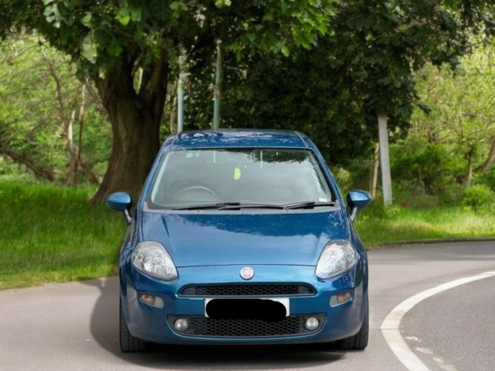 FIAT PUNTO 1.2 GBT 5DR >>--NO VAT ON HAMMER--<< - Image 9 of 32