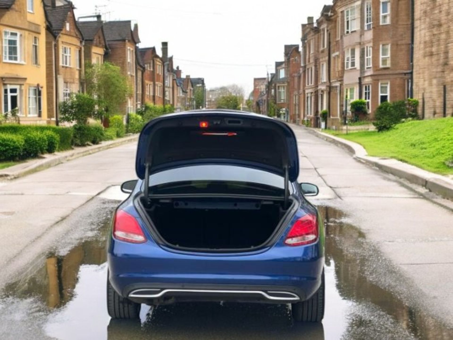 **(ONLY 56K MILEAGE)** 2019 MERCEDES-BENZ C 220D SE G-TRONIC (S/S) 4DR >>--NO VAT ON HAMMER--<< - Image 7 of 31