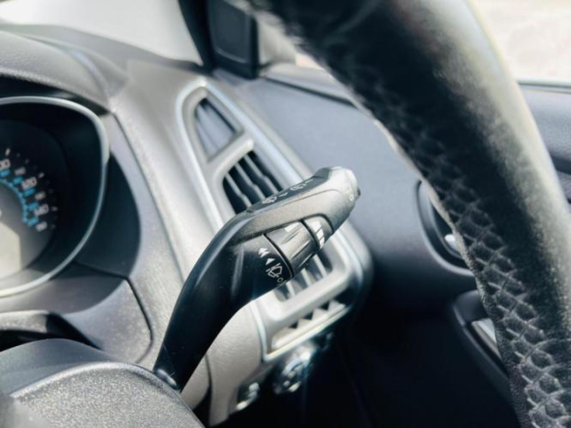 2012 FORD FOCUS 1.6T ECOBOOST ZETEC S (S/S) 5DR HATCHBACK>>--NO VAT ON HAMMER--<< - Image 22 of 40