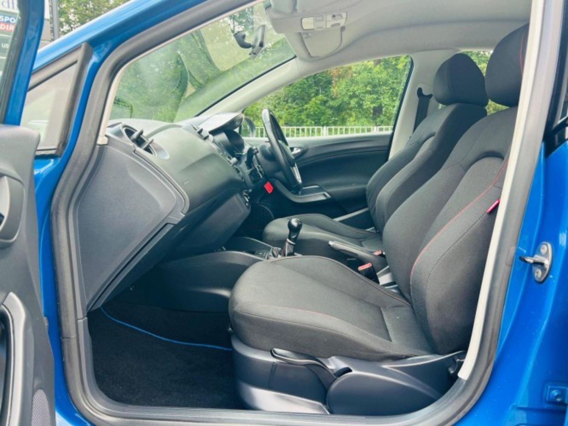 2012 SEAT IBIZA 2.0 TDI CR FR 5DR – 117,512 MILES >>--NO VAT ON HAMMER--<< - Image 31 of 40