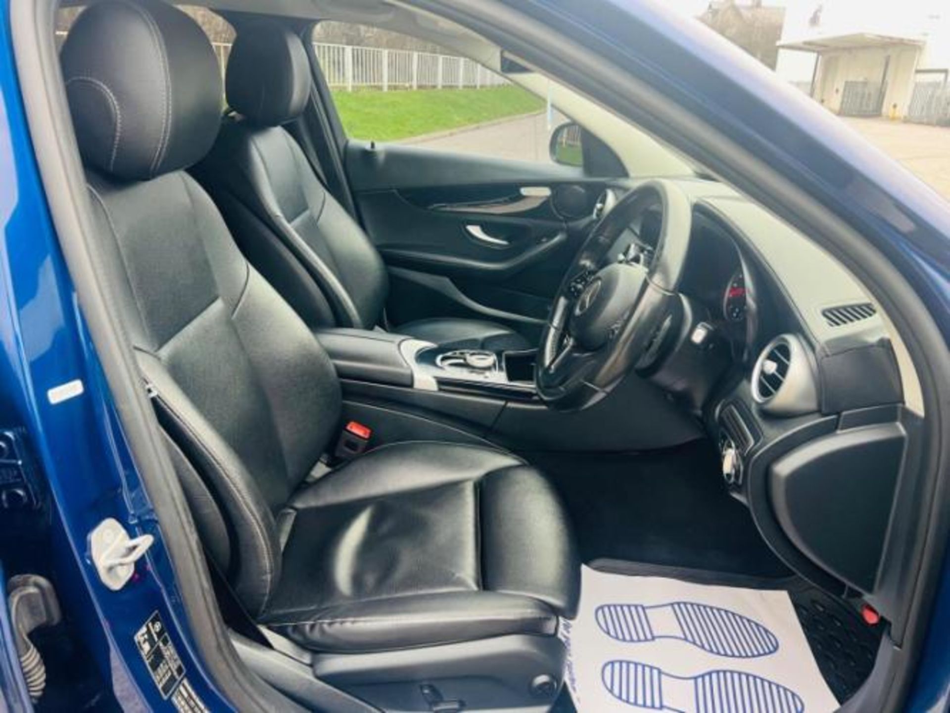 **(ONLY 56K MILEAGE)** 2019 MERCEDES-BENZ C 220D SE G-TRONIC (S/S) 4DR >>--NO VAT ON HAMMER--<< - Image 31 of 31