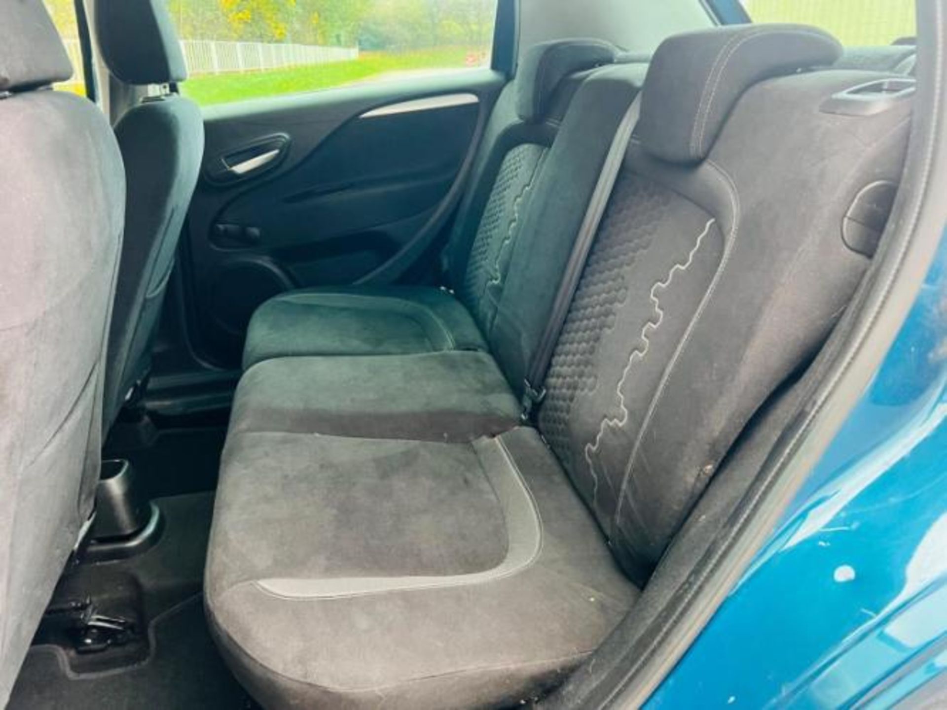 FIAT PUNTO 1.2 GBT 5DR >>--NO VAT ON HAMMER--<< - Image 15 of 32