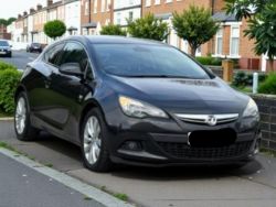 **(ONLY 64K MILEAGE)** 2012 VAUXHALL ASTRA GTC SRI DIESEL >>--NO VAT ON HAMMER--<<