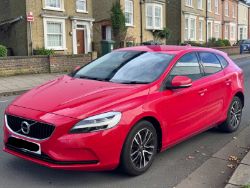 2019 VOLVO V40 MOMENTUM NAV + T2 AUTO 1.5L PETROL >>--NO VAT ON HAMMER--<<