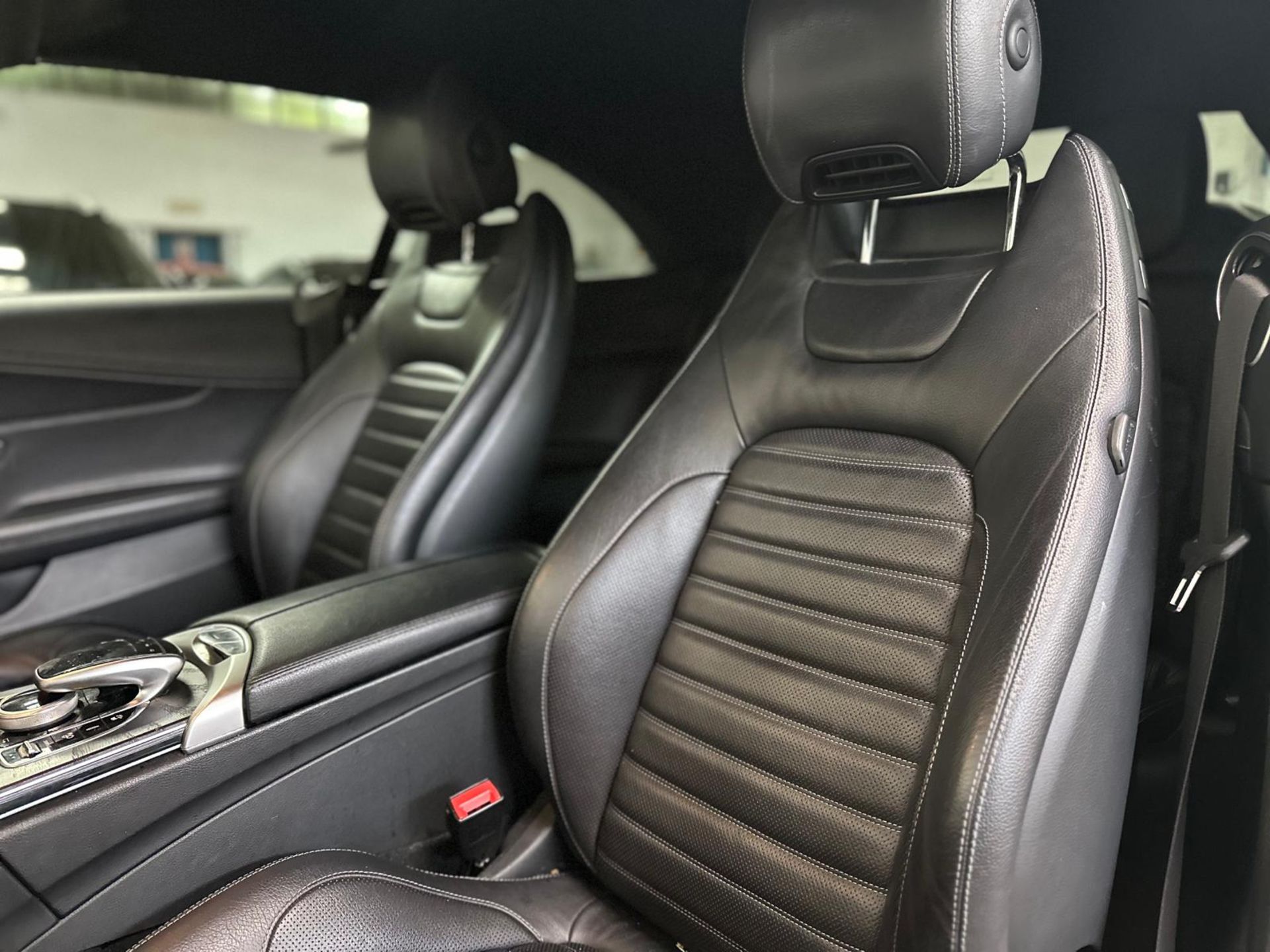 **(ONLY 67K MILEAGE)** 2018 MERCEDES-BENZ C43 AMG PREMIUM PLUS – 3.0L – >>--NO VAT ON HAMMER--<< - Image 16 of 20