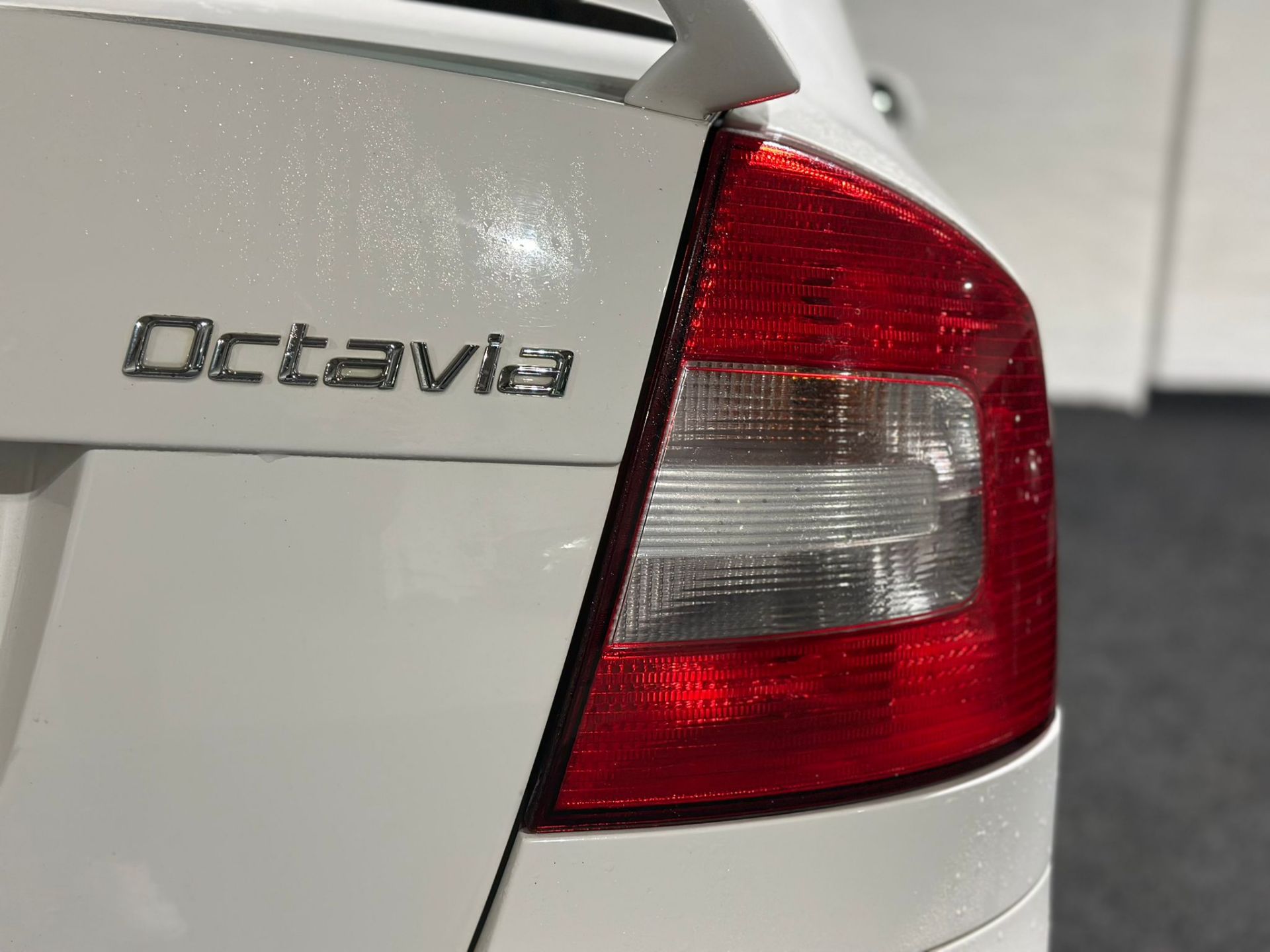 2012 SKODA OCTAVIA VRS TDI CR 2.0 MANUAL HATCHBACK >>--NO VAT ON HAMMER--<< - Image 42 of 43