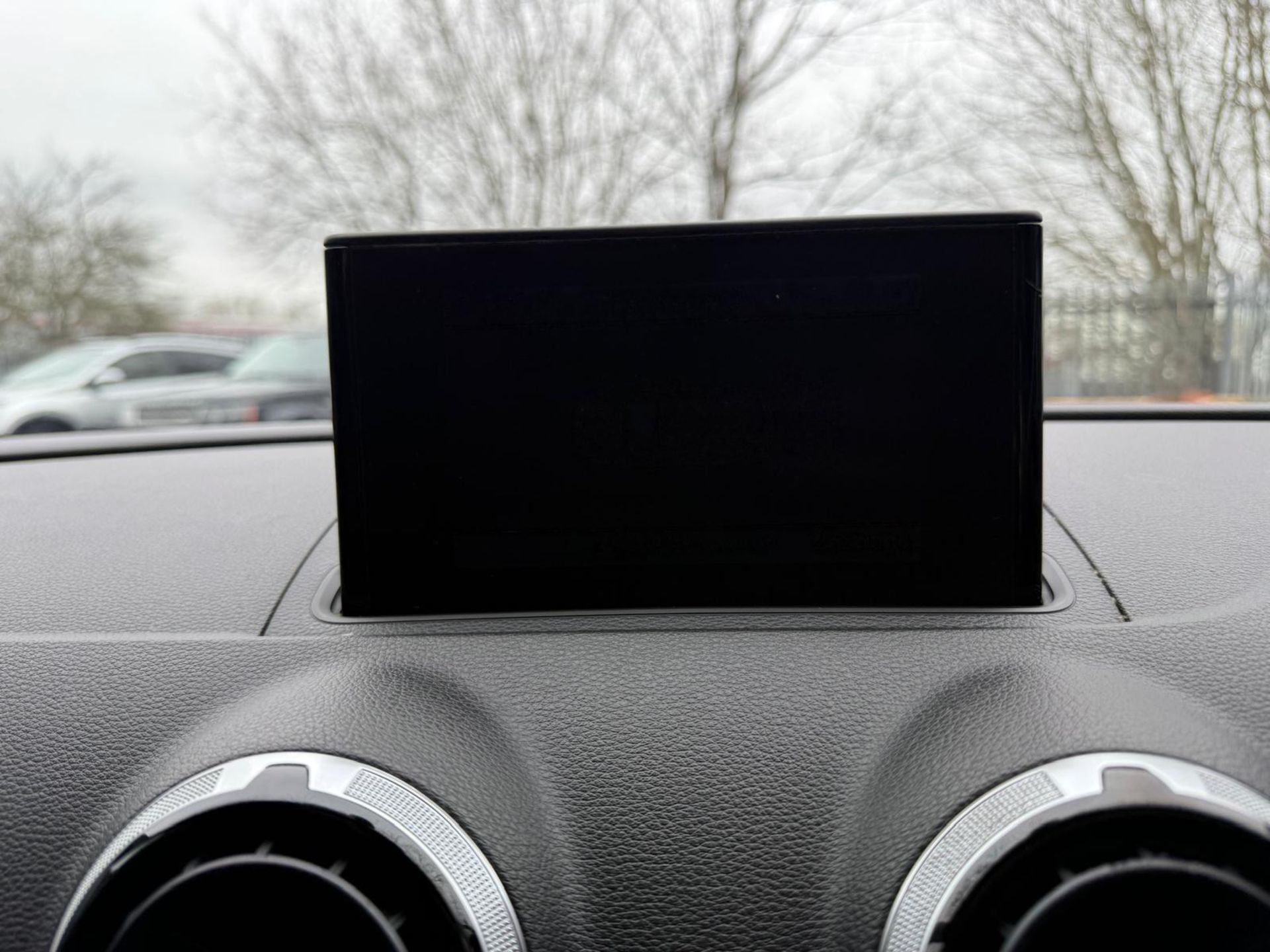 **(ONLY 55K MILEAGE)** 2016 AUDI A3 SPORT NAV TDI 1.6 DIESEL MANUAL HATCHBACK >-NO VAT ON HAMMER-< - Image 14 of 27