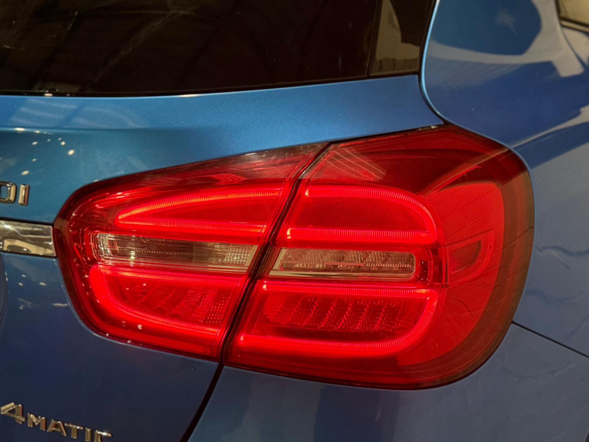 **(ONLY 62K MILEAGE)** 2015 MERCEDES-BENZ GLA 220D AMG LINE (PREMIUM PLUS) >>--NO VAT ON HAMMER--<< - Image 19 of 46