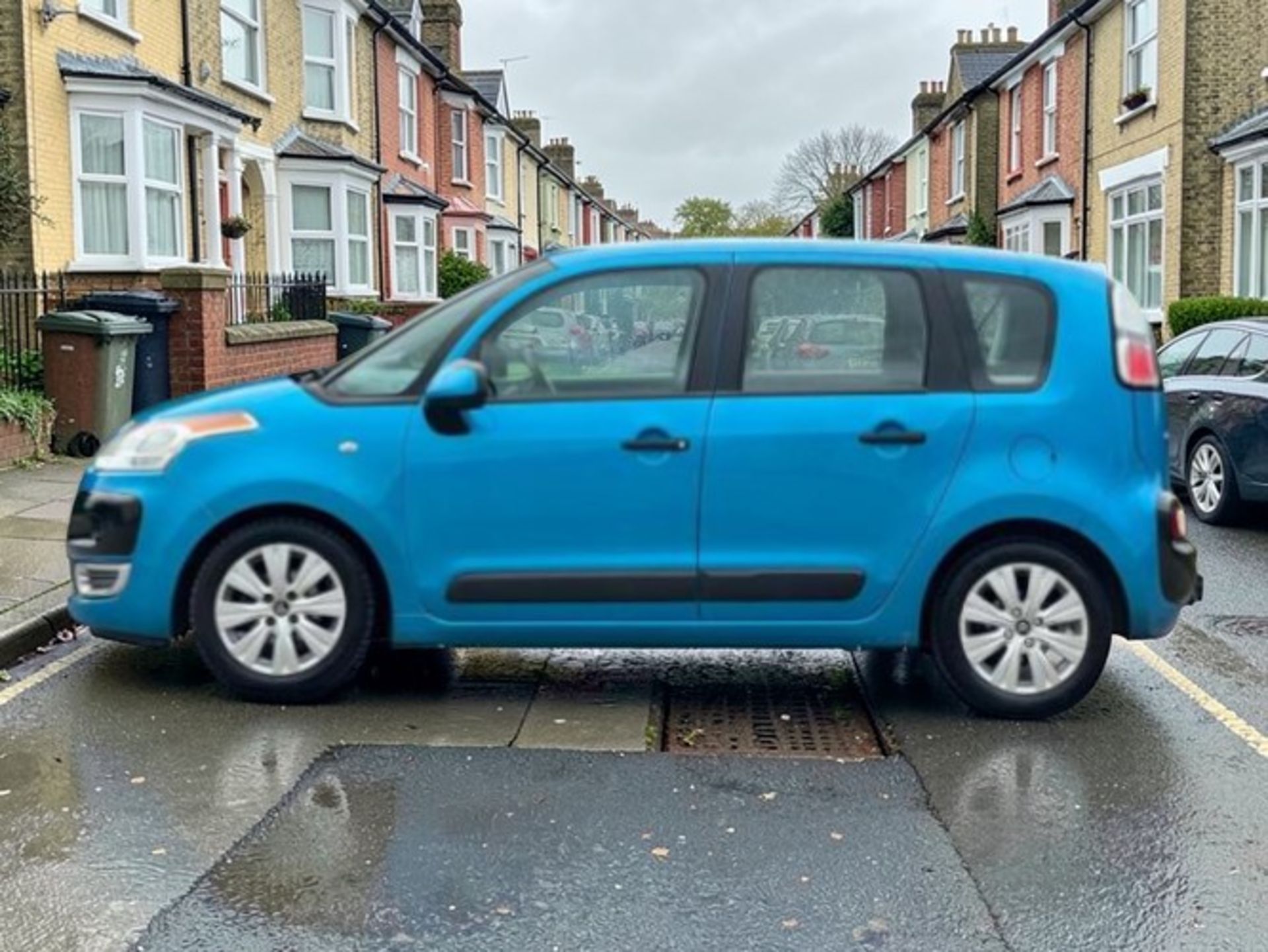 **(ONLY 120K MILEAGE)** 2010 CITROEN C3 PICASSO VTR PLUS HDI 1.6 DIESEL >>--NO VAT ON HAMMER--<< - Image 7 of 29