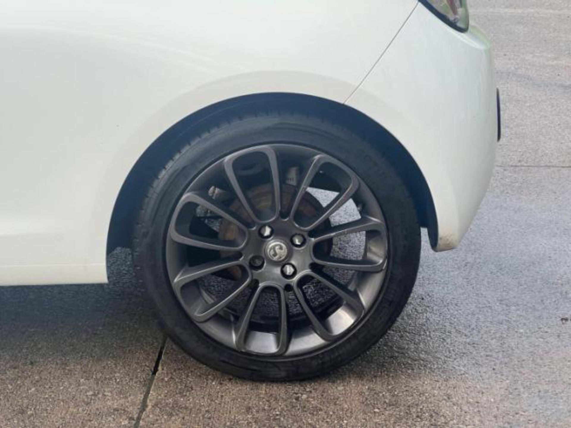 VAUXHALL ADAM 1.2 16V GLAM 3DR – 2013 – PETROL MANUAL >>--NO VAT ON HAMMER--<< - Image 18 of 30