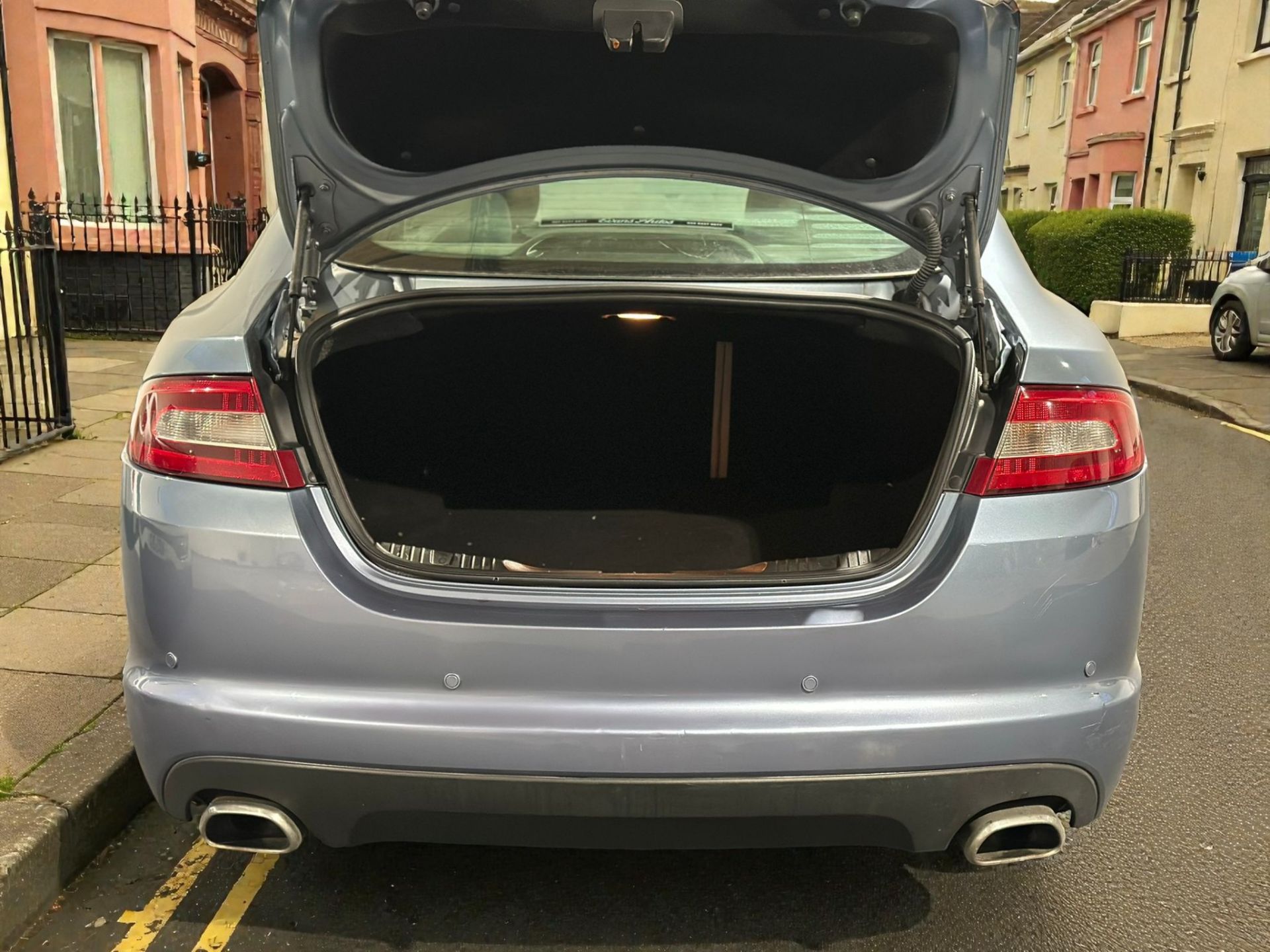 2009 JAGUAR XF PREMIUM LUXURY D V6 A 2.7L AUTOMATIC, 121K MILES >>--NO VAT ON HAMMER--<< - Image 8 of 28