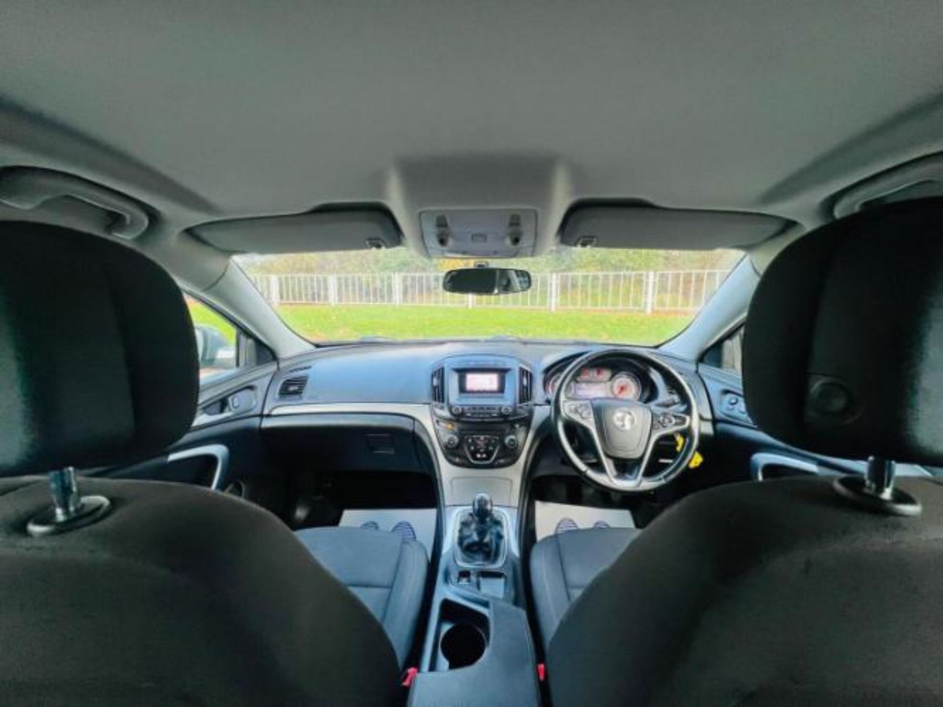 2013 VAUXHALL INSIGNIA DESIGN CDTI ECO S/S 1956CC MANUAL >>--NO VAT ON HAMMER--<< - Image 13 of 31