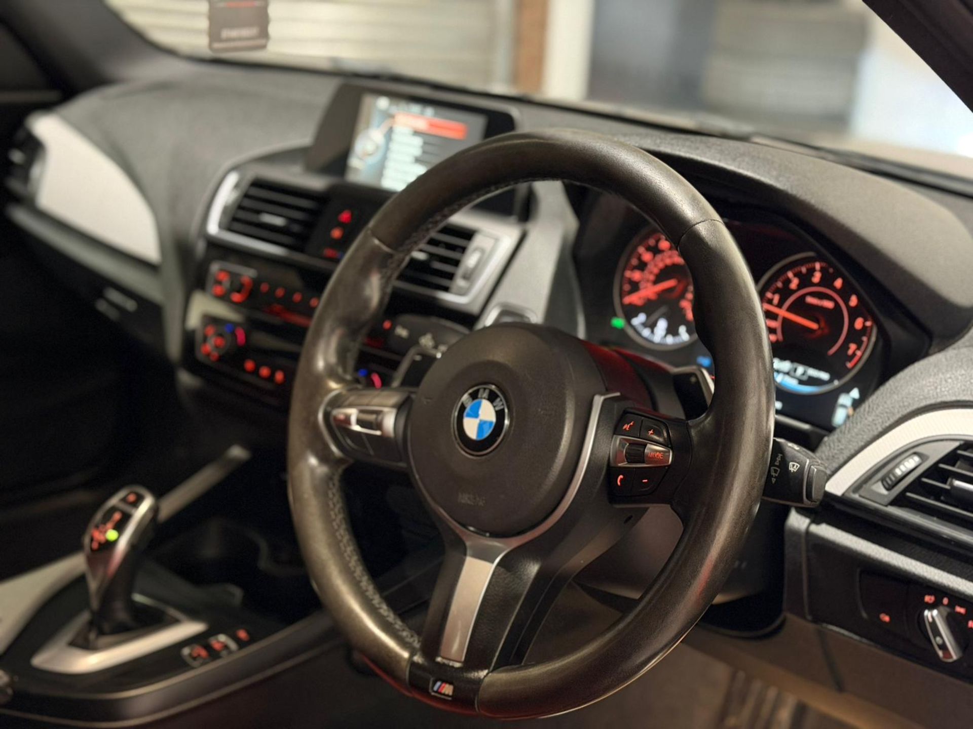 2017 BMW M140I AUTO – GREY >>--NO VAT ON HAMMER--<< - Image 29 of 57