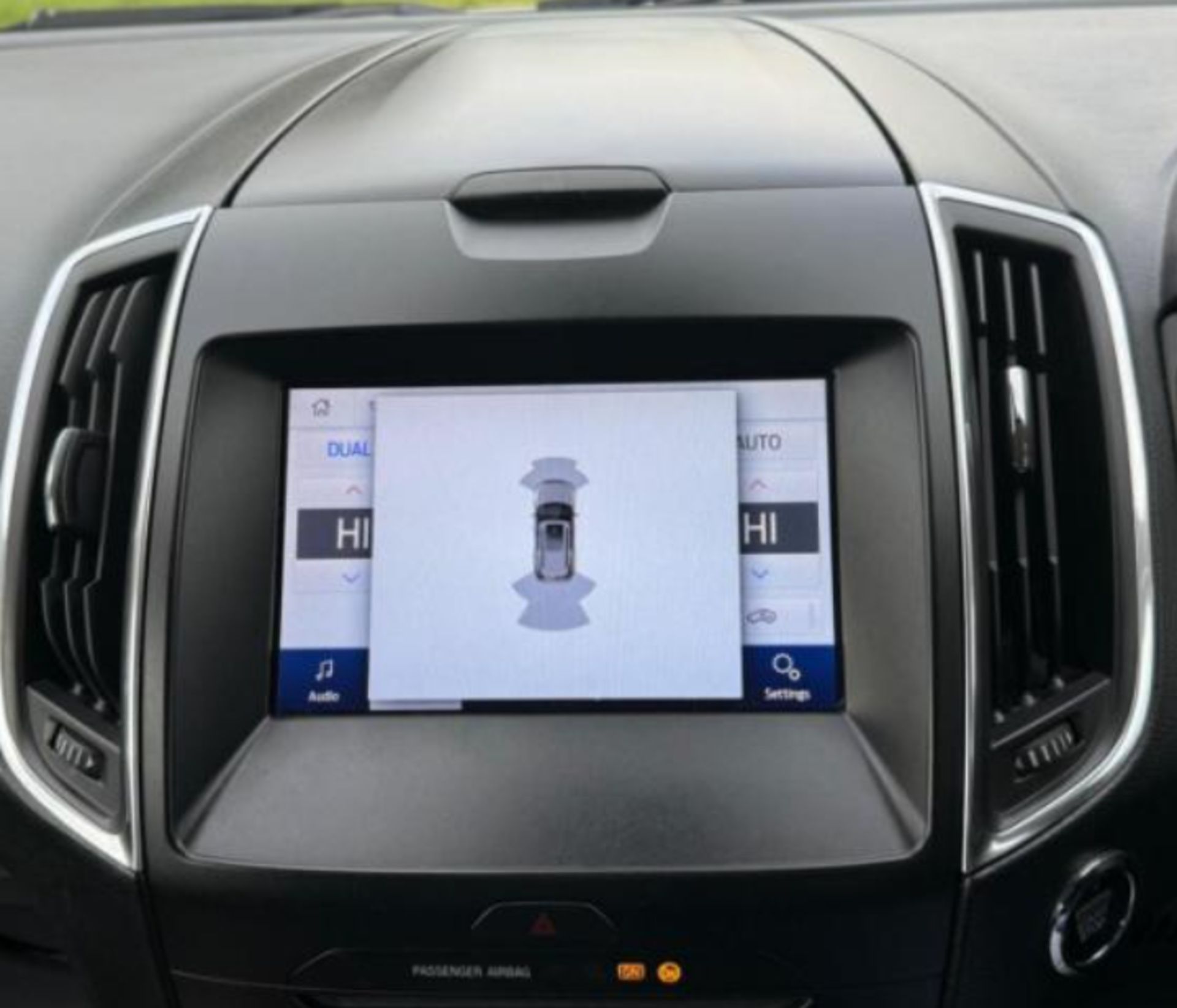 2019 FORD GALAXY TITANIUM ECOBLUE 2.0 DIESEL MANUAL MPV >>--NO VAT ON HAMMER--<< - Image 25 of 28