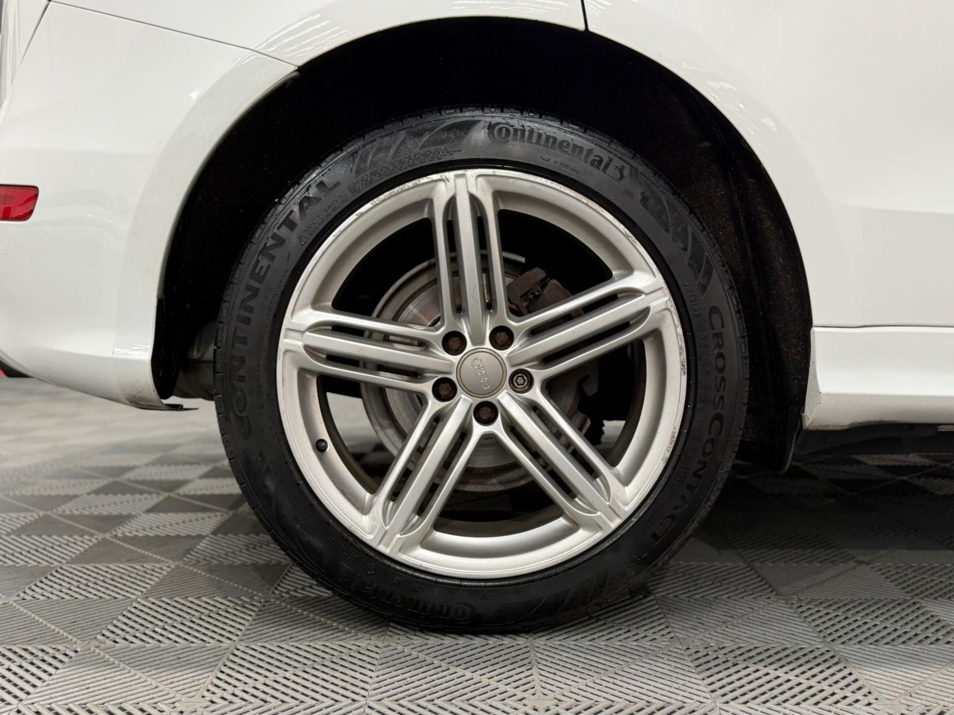 **(ONLY 107K MILEAGE)** 2013 AUDI Q5 2.0 TFSI S LINE PLUS TIPTRONIC >>--NO VAT ON HAMMER--<< - Image 19 of 39