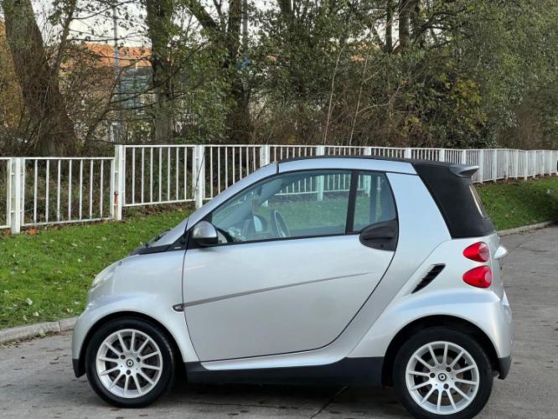 SMART FORTWO 1.0 MHD PASSION CABRIOLET AUTO 2DR – 2009>>--NO VAT ON HAMMER--<< - Image 11 of 36