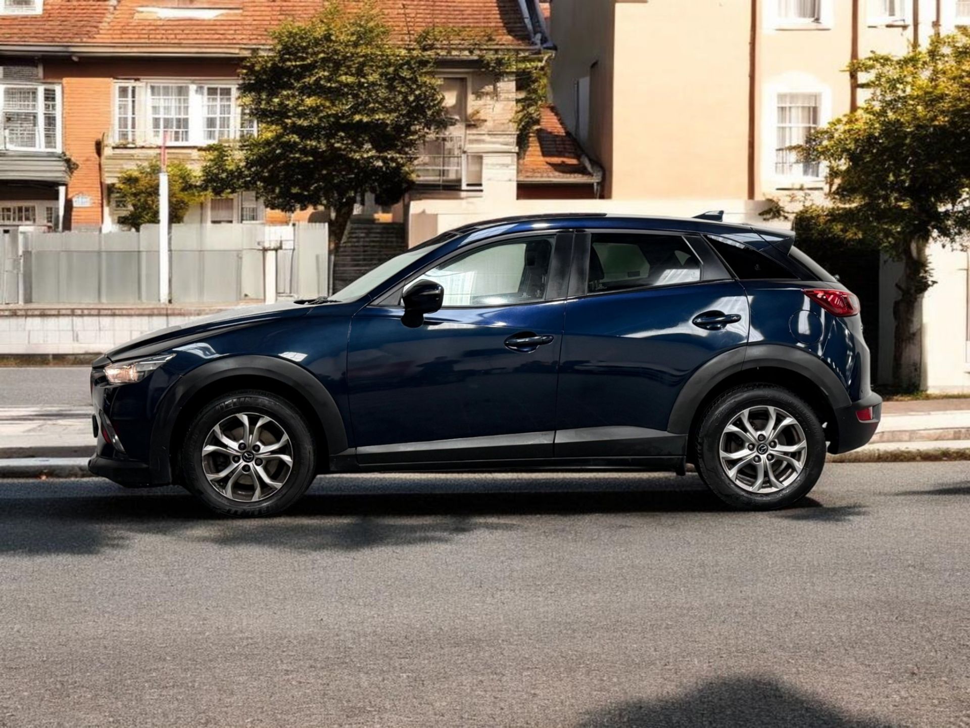 **(ONLY 118K MILEAGE)** 2015 MAZDA CX-3 SE-L NAV D, 1.5L, MANUAL, BLUE >>--NO VAT ON HAMMER--<< - Image 3 of 29