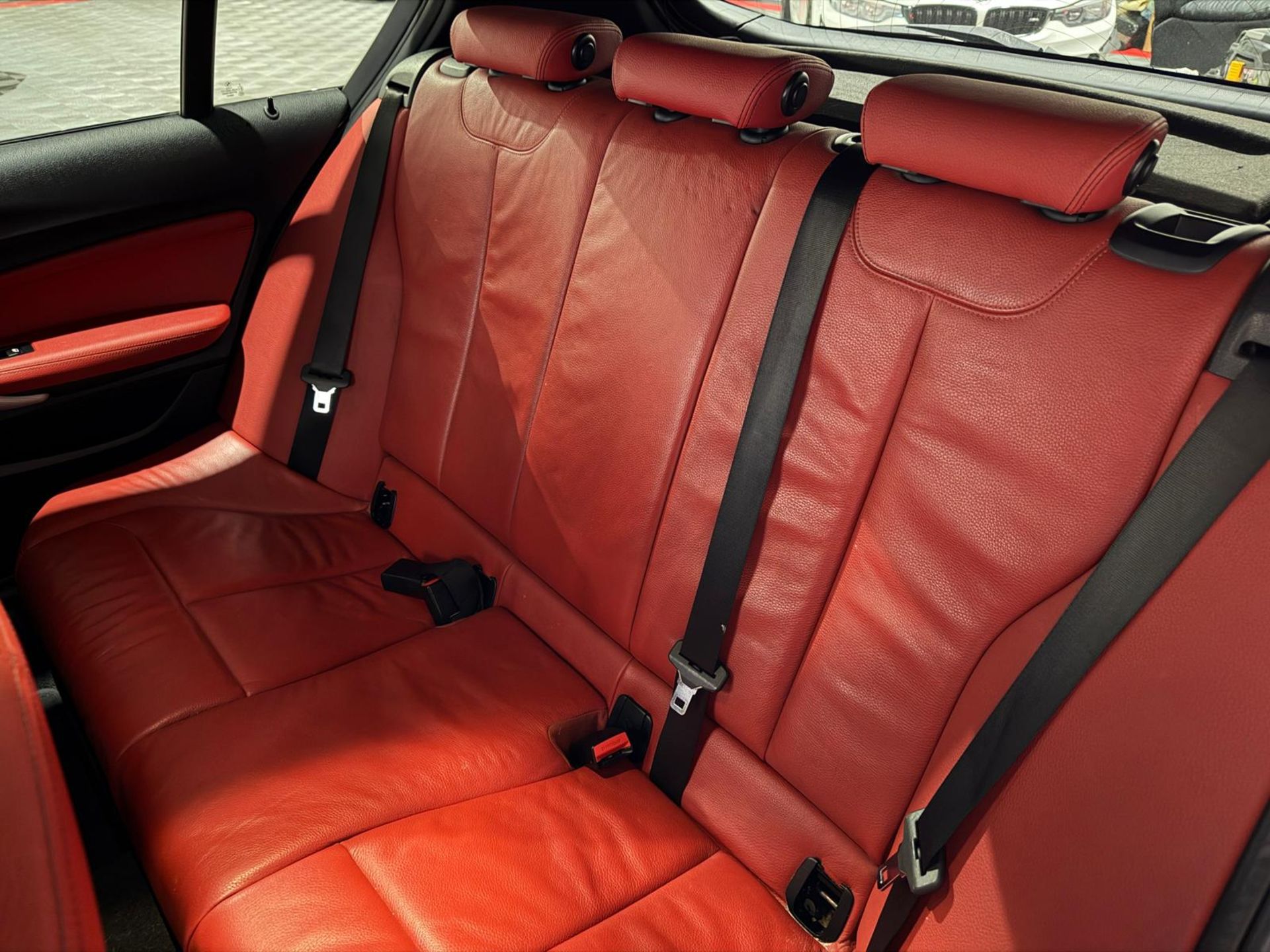 2017 BMW M140I AUTO – GREY >>--NO VAT ON HAMMER--<< - Image 18 of 57