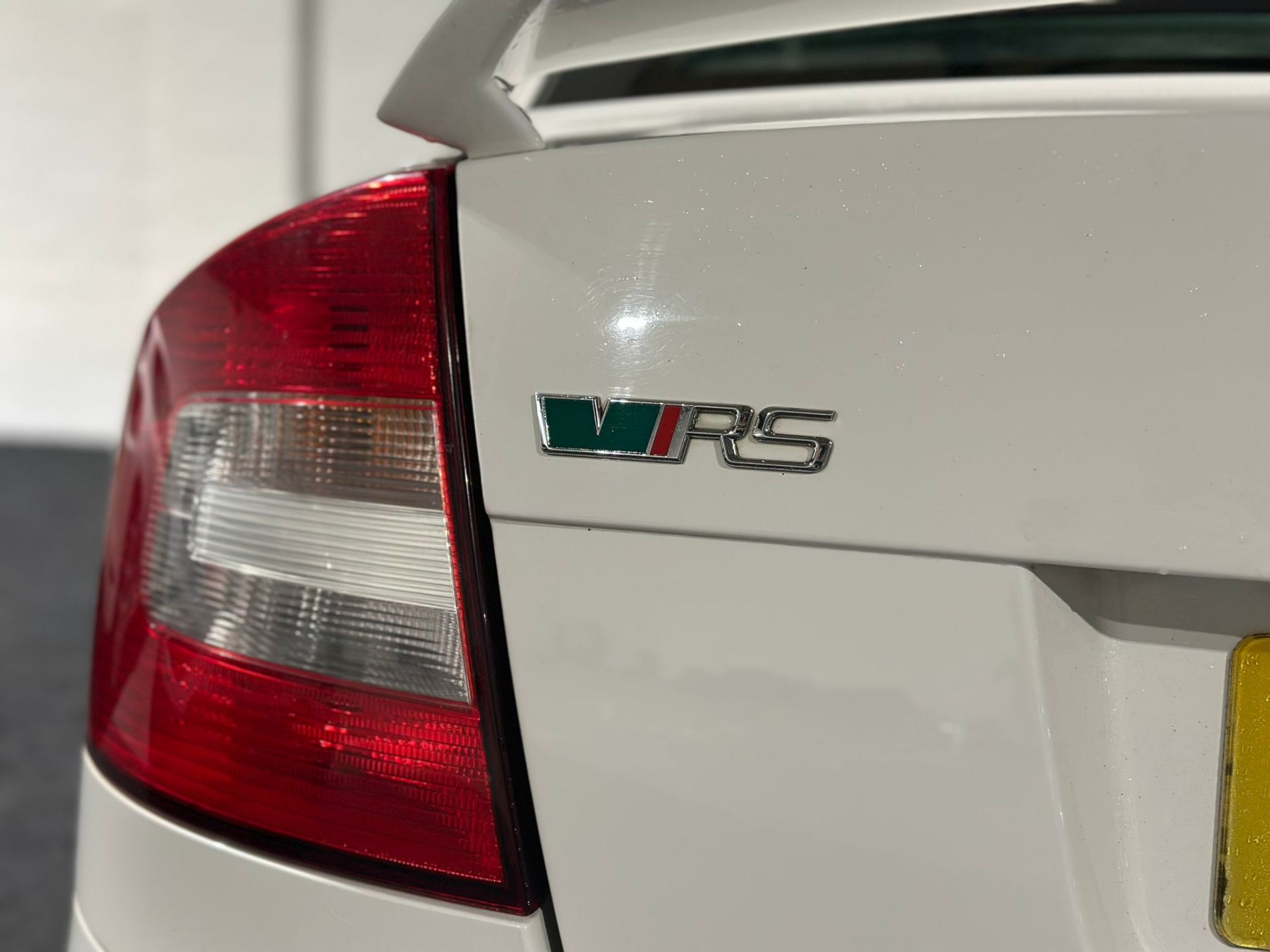 2012 SKODA OCTAVIA VRS TDI CR 2.0 MANUAL HATCHBACK >>--NO VAT ON HAMMER--<< - Image 17 of 43